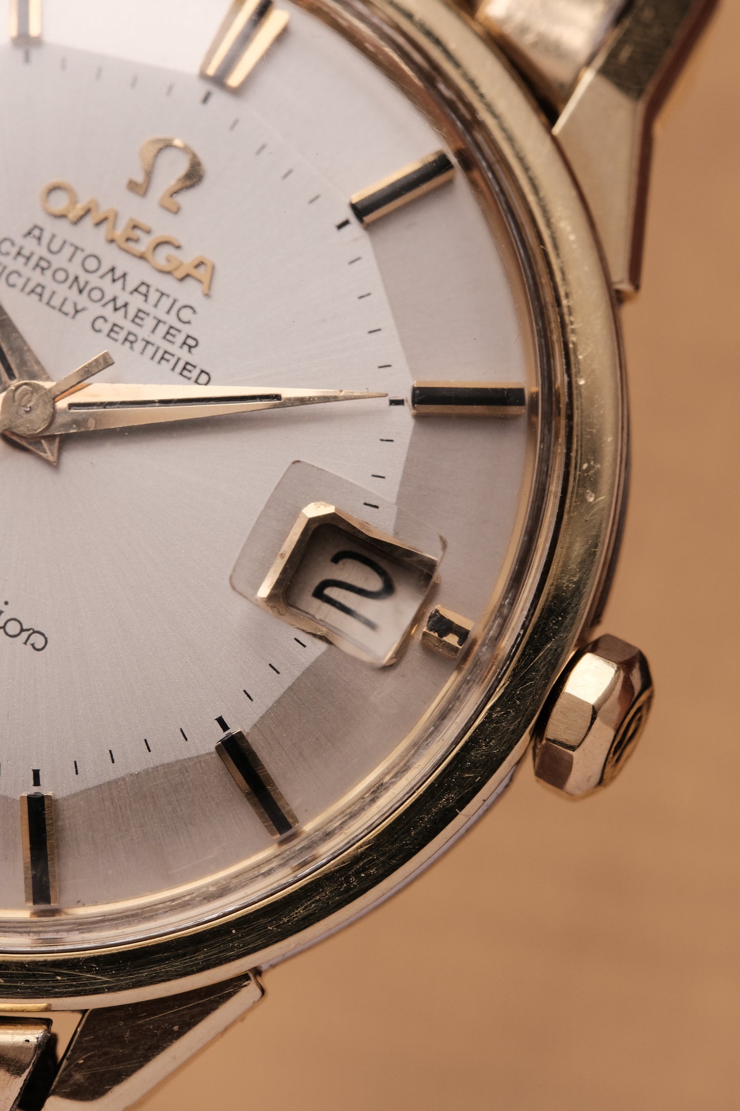 1962 OMEGA CONSTELLATION PIE PAN DOG LEG GOLD AUTOMATIC CHRONOMETER REF. 168.005