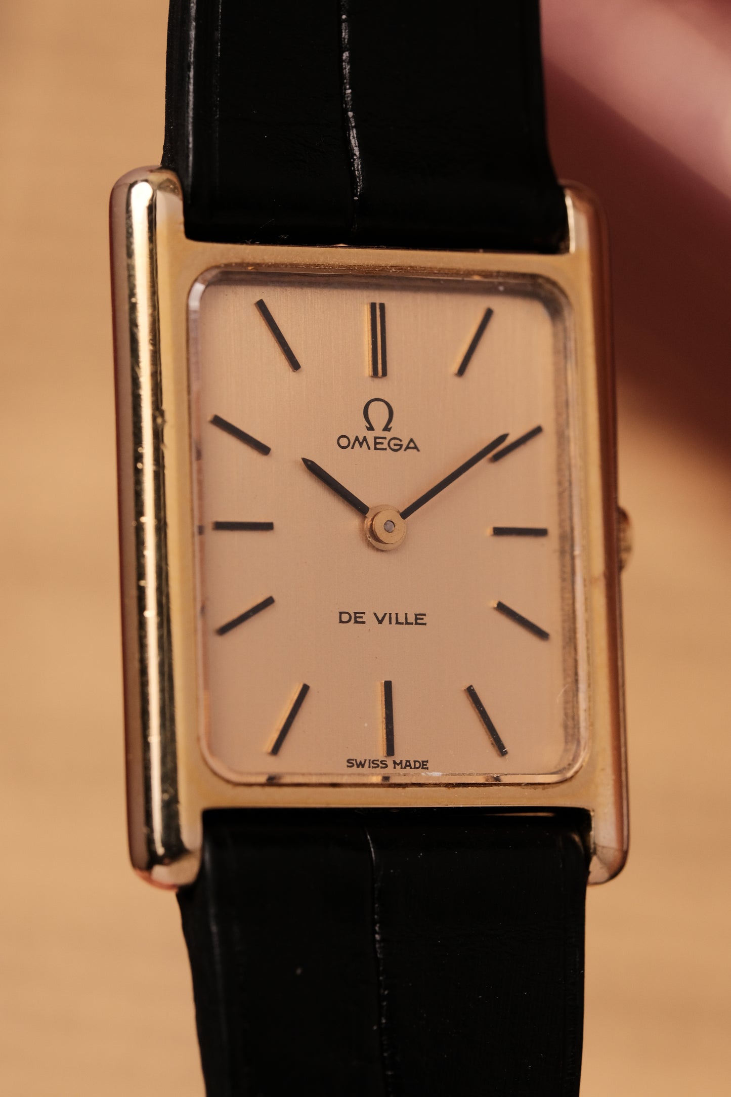 Vintage Tank OMEGA DE VILLE Manual Winding REF. 511.0404
