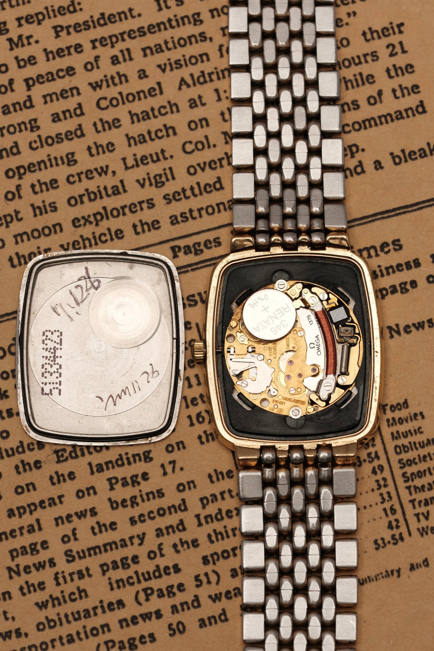 Omega De Ville Ref. 395.0876.2 Cal.1378 Ultra Thin Gold Quartz Integrated Bracelet
