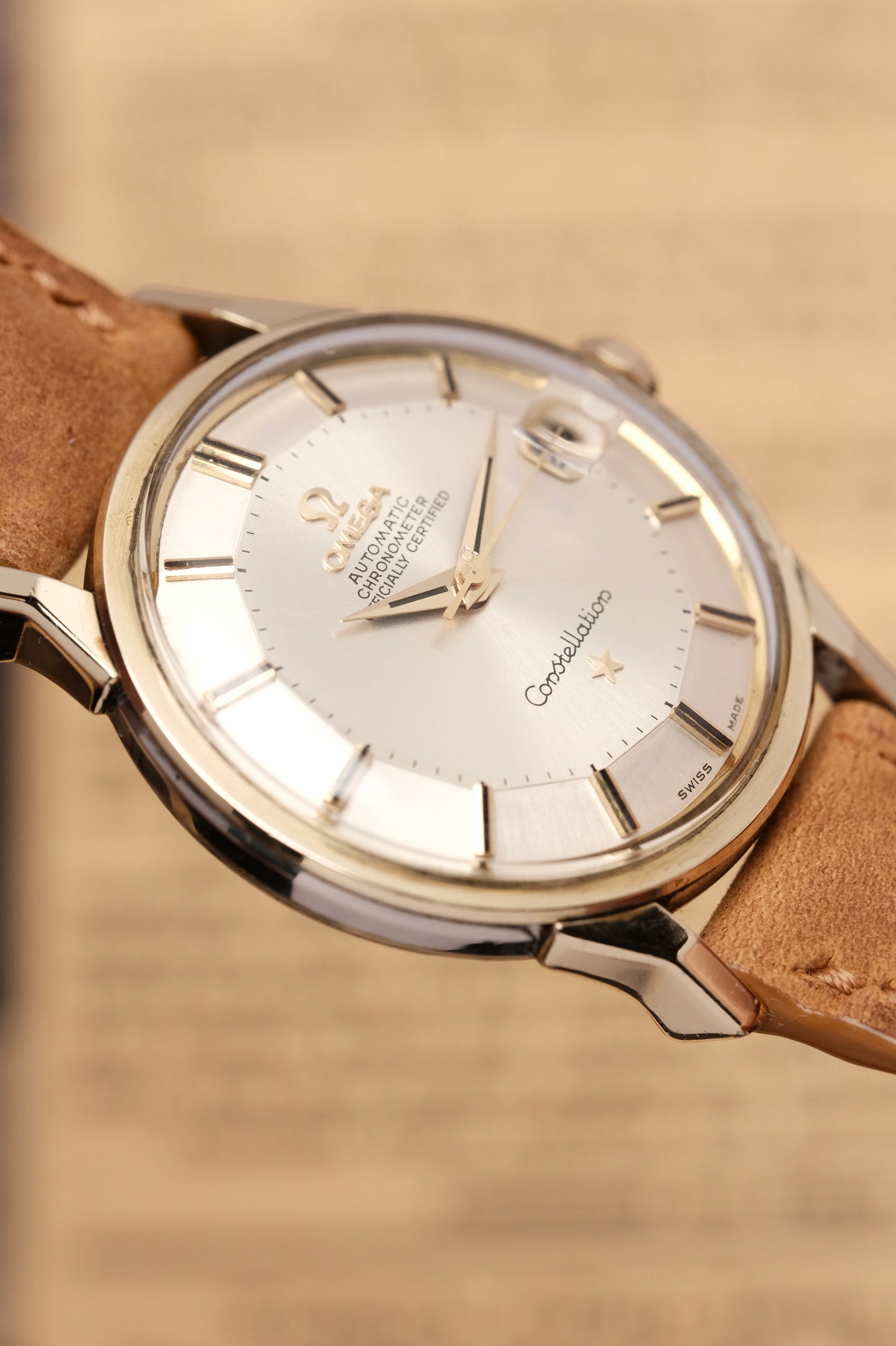 1969 OMEGA CONSTELLATION PIE PAN DOG LEG White Dial AUTOMATIC CHRONOMETER REF. 168.005