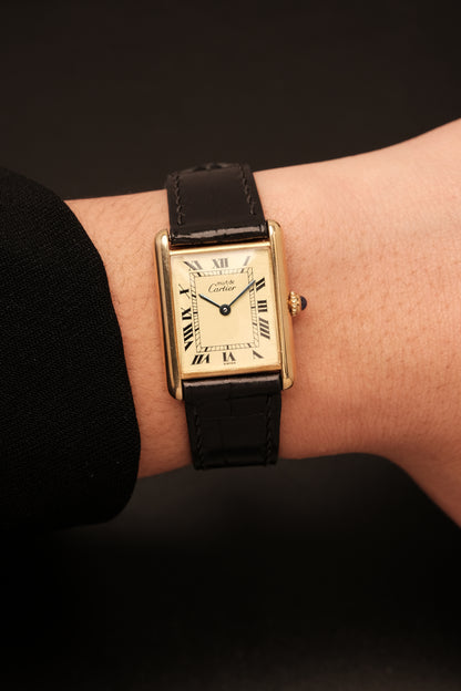 CARTIER MUST DE TANK VERMEIL (LM 23x31mm) ROMAN DIAL QUARTZ