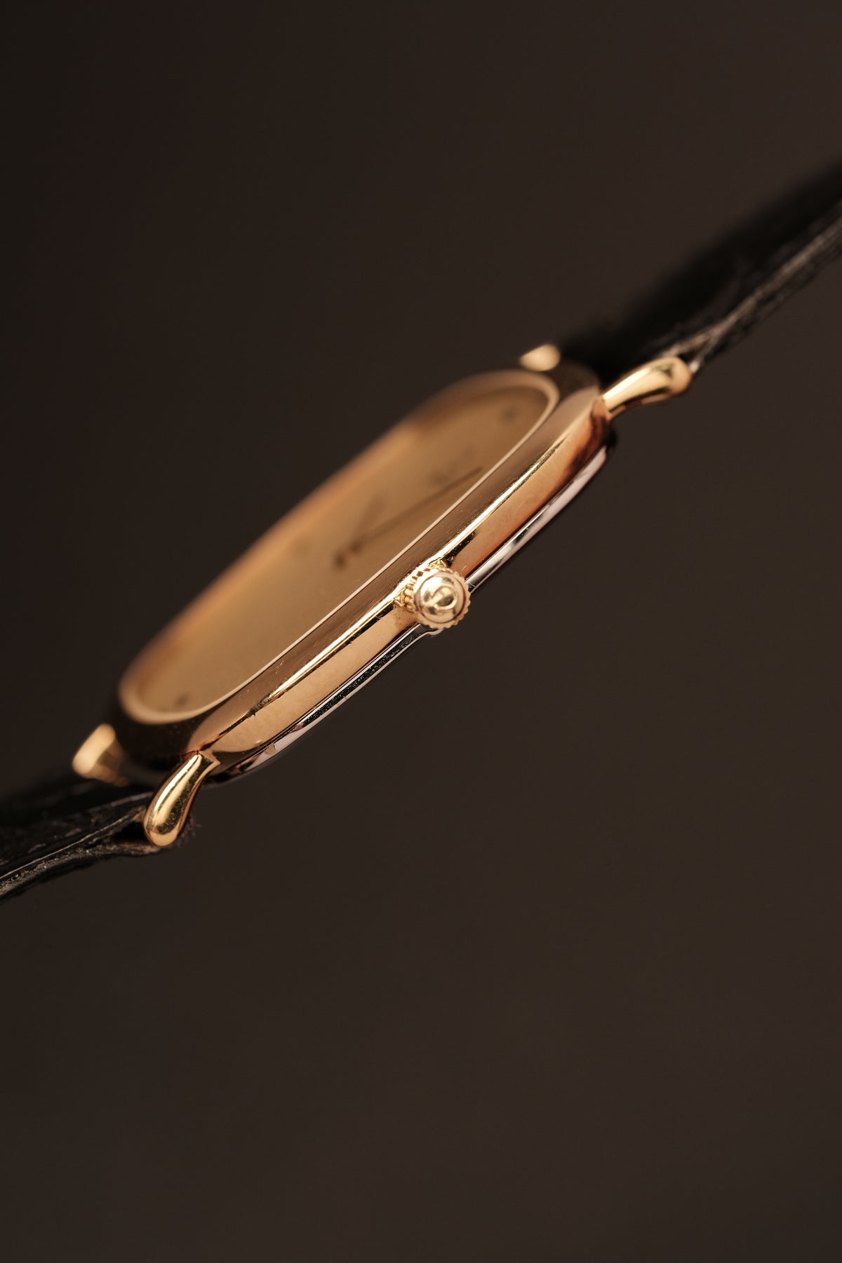 Vintage Omega De Ville Square (30x30mm) Quartz Ref. 195.0077