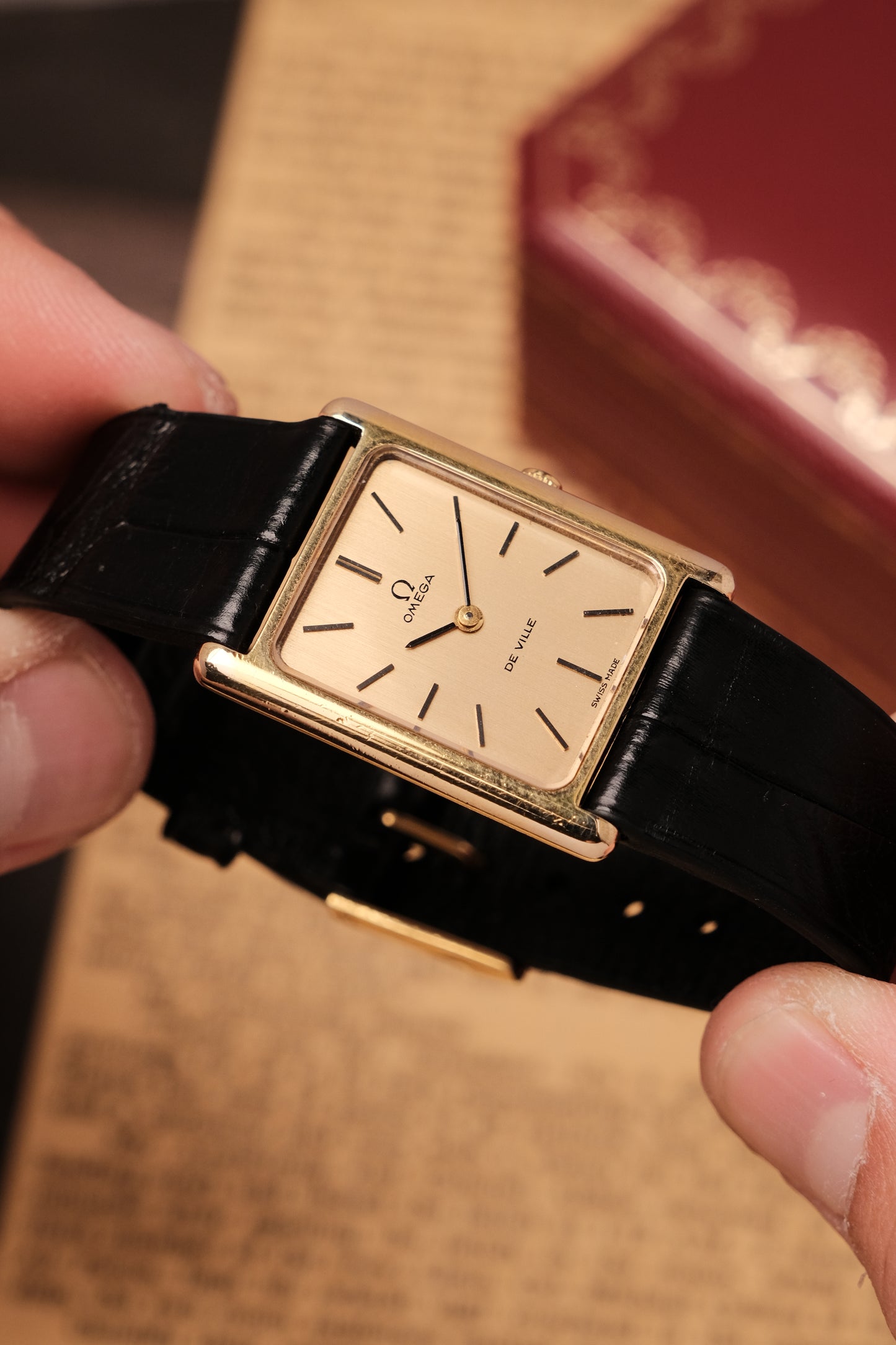 Vintage Tank OMEGA DE VILLE Manual Winding REF. 511.0404