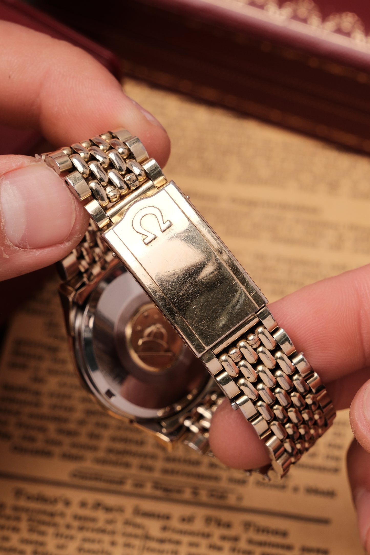 1966 OMEGA CONSTELLATION PIE PAN DOG LEG GOLD  CROSS HAIR DIAL AUTOMATIC CHRONOMETER REF. 14902-61 SC