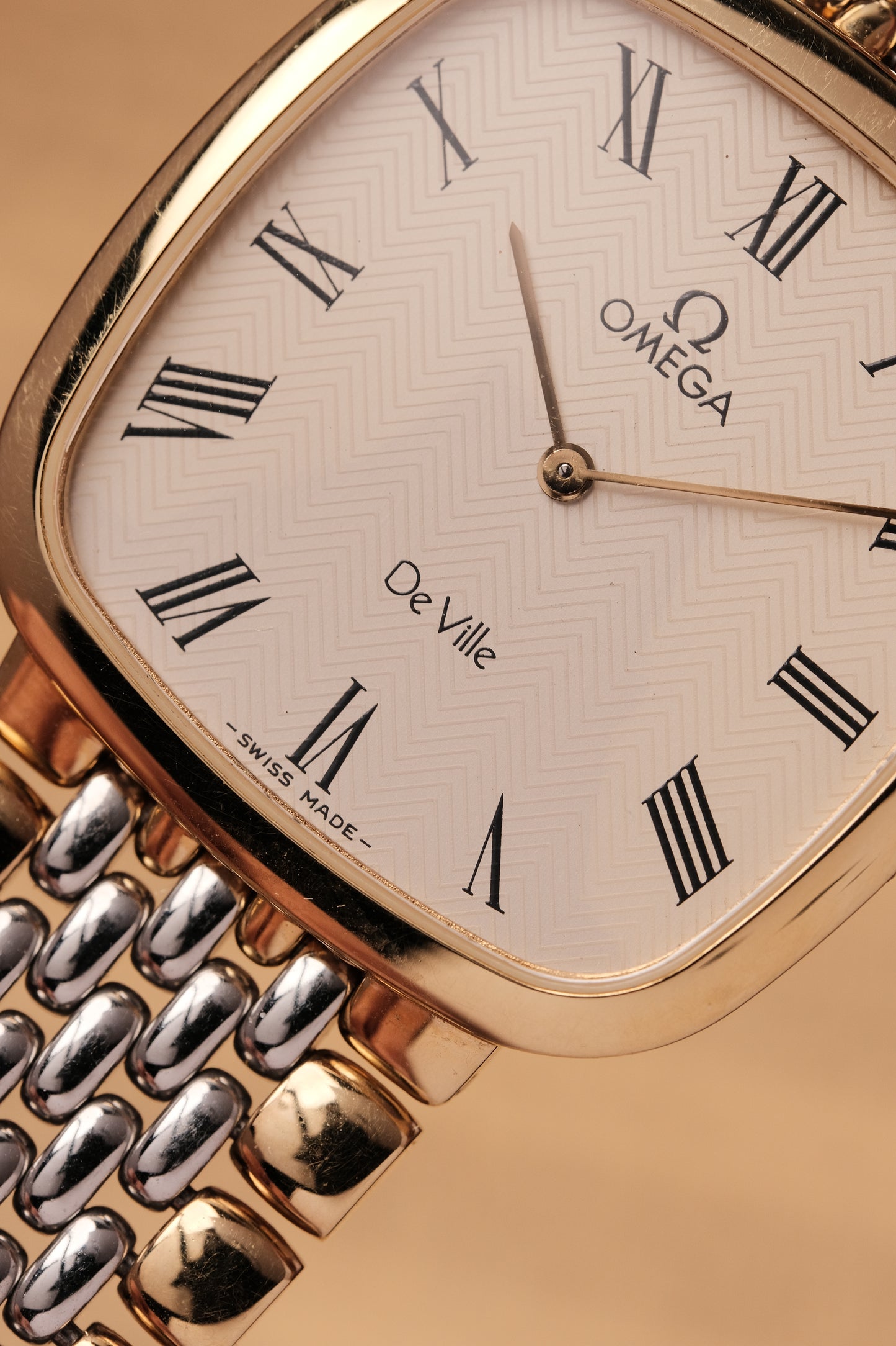 Omega De Ville Ref.395.0877 Cal.1378 Vintage Gold Quartz Integrated Bracelet