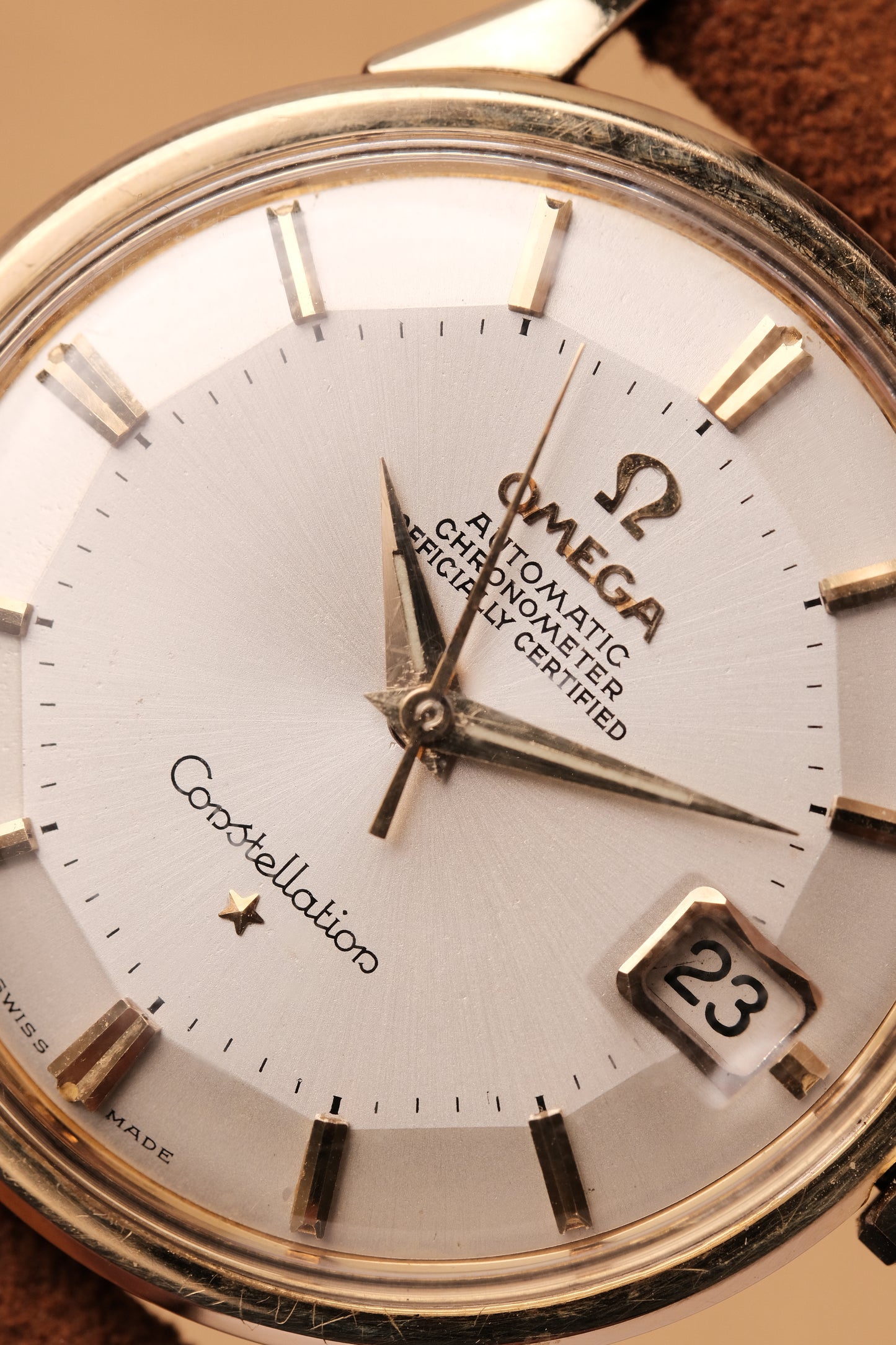 1966 OMEGA CONSTELLATION PIE PAN DOG LEG White Dial AUTOMATIC CHRONOMETER REF. 168.005