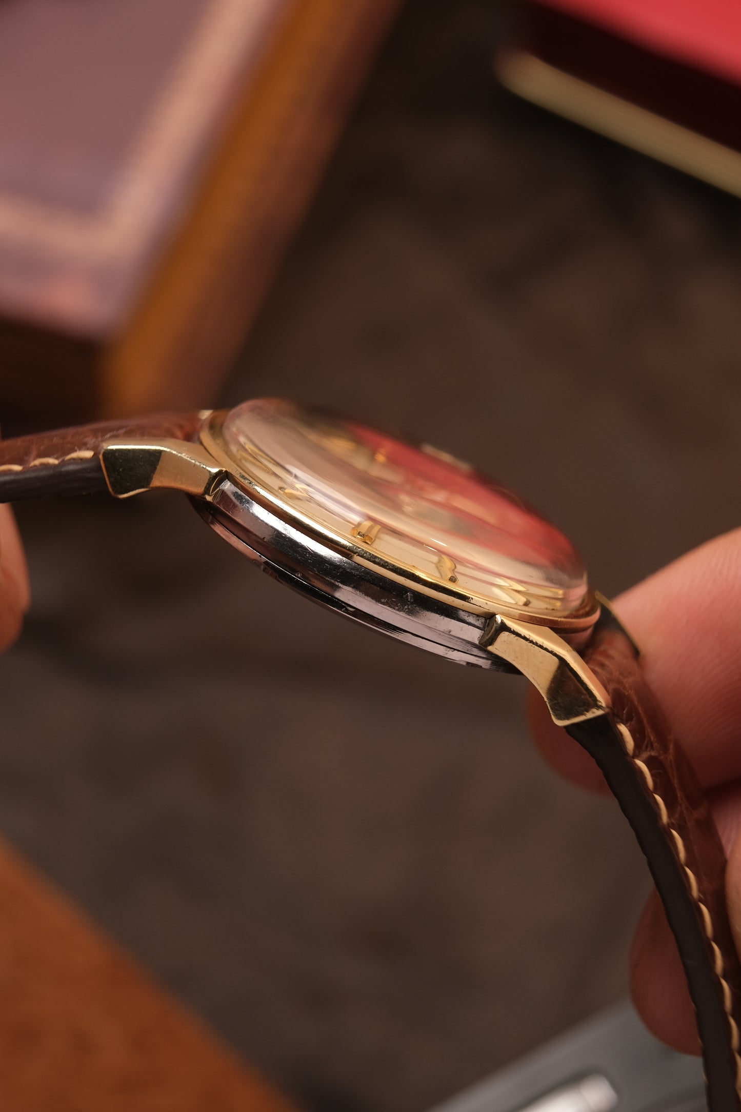 OMEGA CONSTELLATION White Dial AUTOMATIC CHRONOMETER REF. 168.005