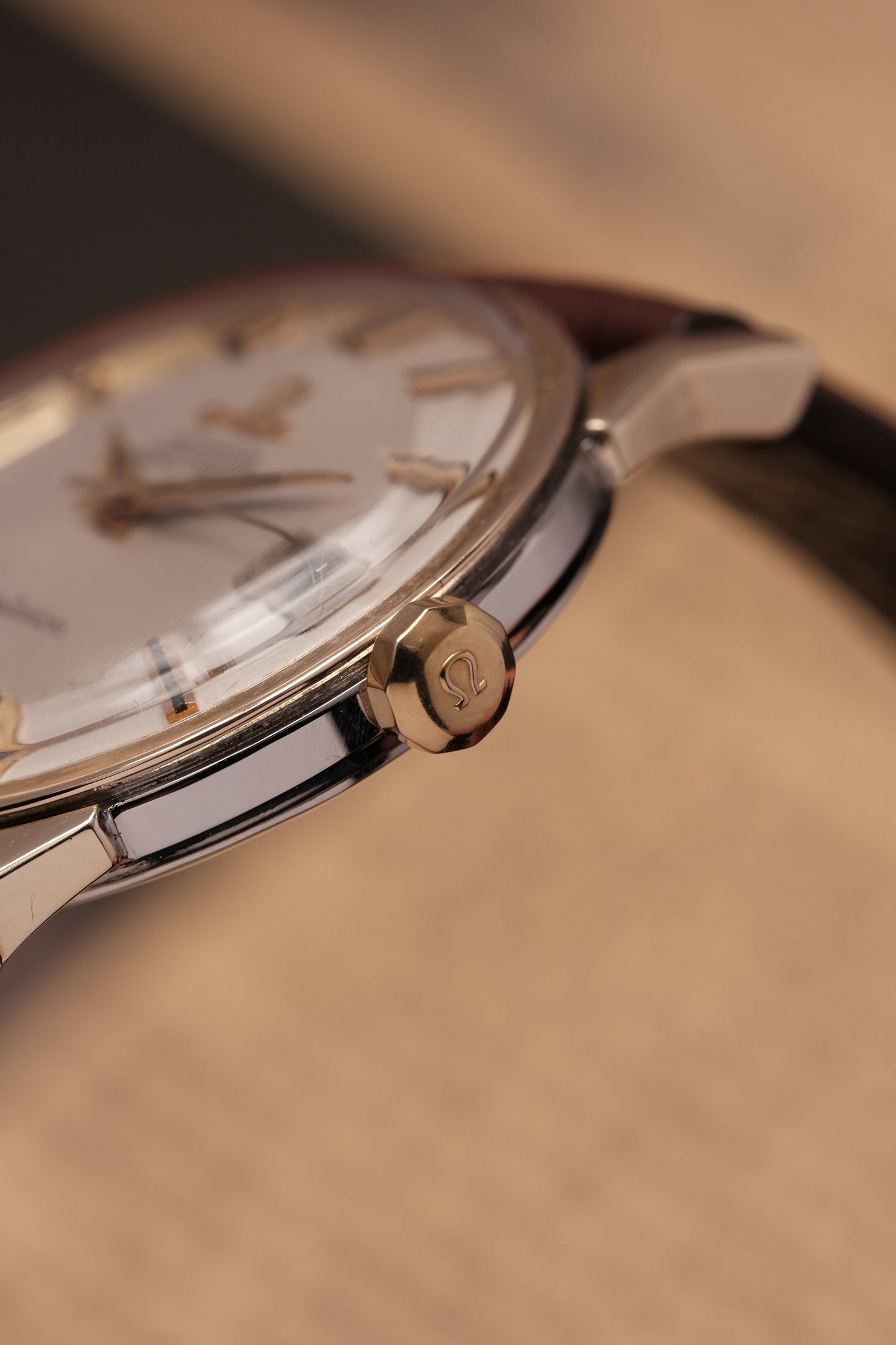 1966 OMEGA CONSTELLATION PIE PAN DOG LEG White Dial AUTOMATIC CHRONOMETER REF. 168.005