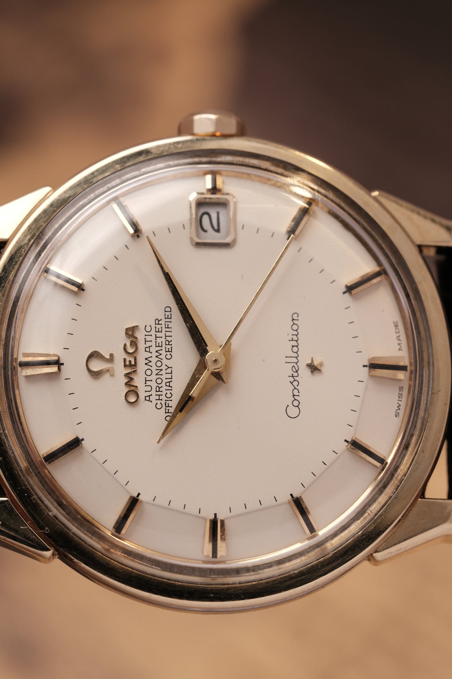 1966 OMEGA CONSTELLATION PIE PAN DOG LEG White Dial AUTOMATIC CHRONOMETER REF. 168.005