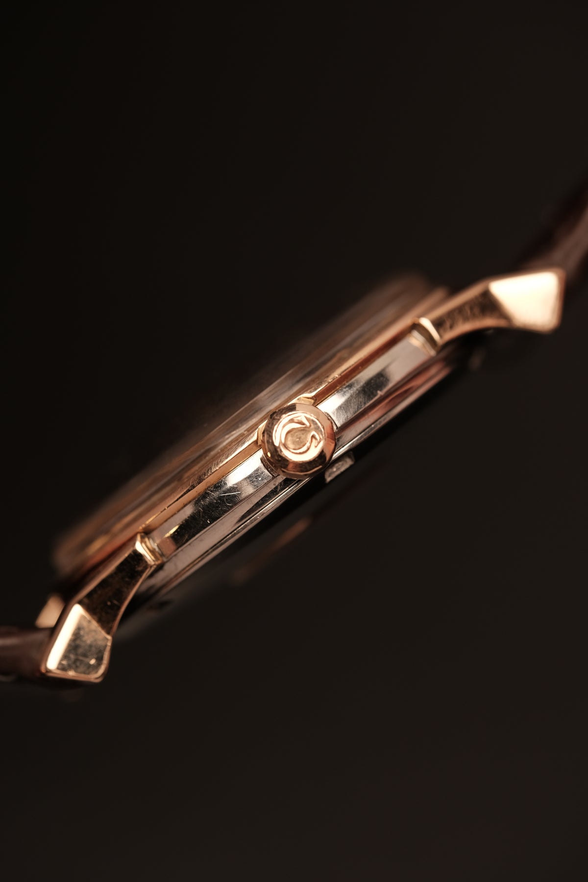 1964 OMEGA CONSTELLATION PIE PAN DOG LEG White Dial Rose Gold AUTOMATIC CHRONOMETER REF. 168.005