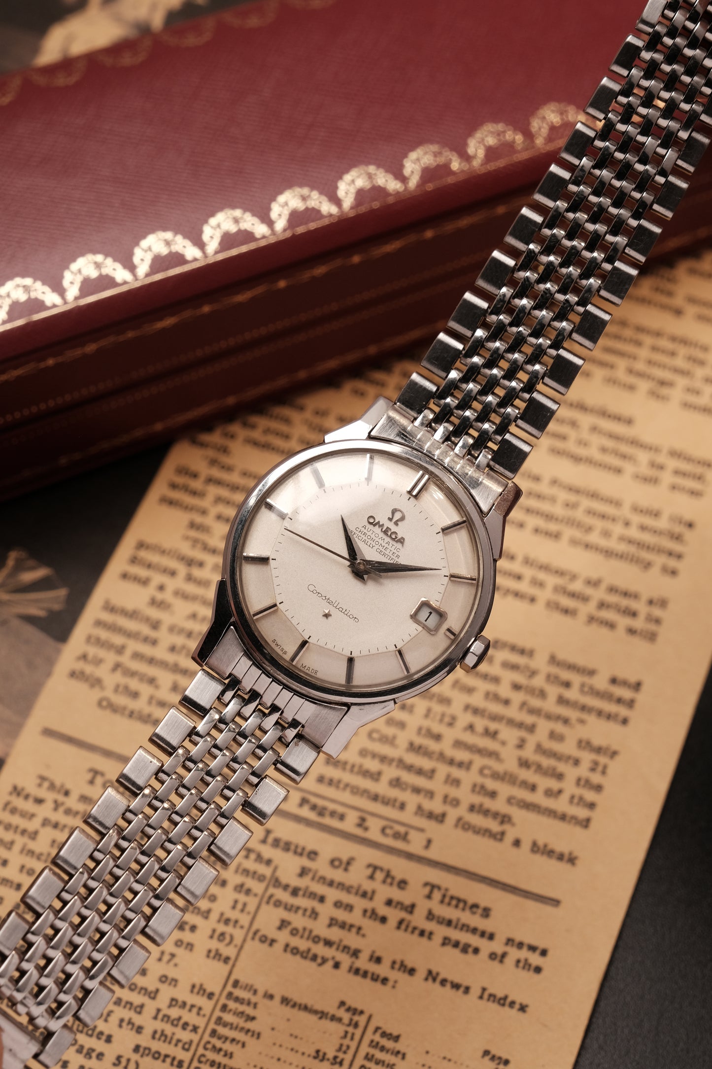 1966 OMEGA CONSTELLATION PIE PAN DOG LEG AUTOMATIC CHRONOMETER REF. 168.005