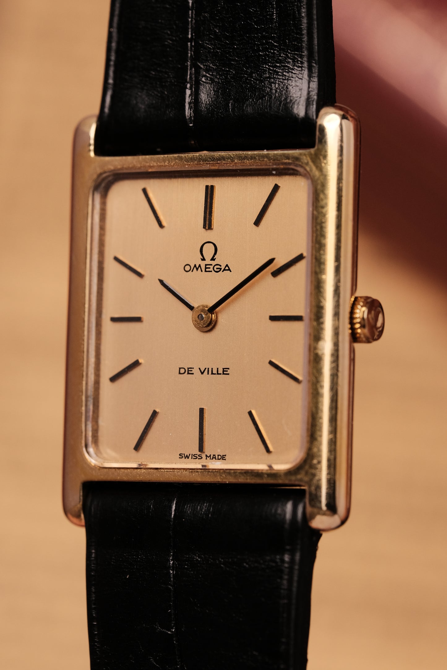 Vintage Tank OMEGA DE VILLE Manual Winding REF. 511.0404