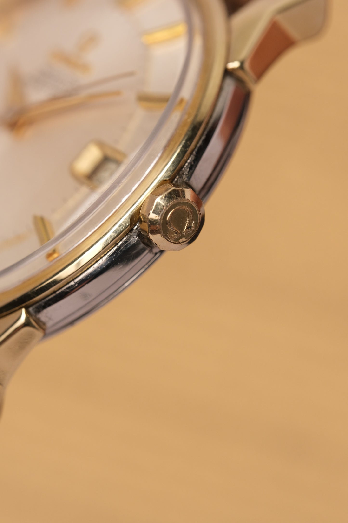 1966 OMEGA CONSTELLATION PIE PAN DOG LEG White Dial AUTOMATIC CHRONOMETER REF. 168.005