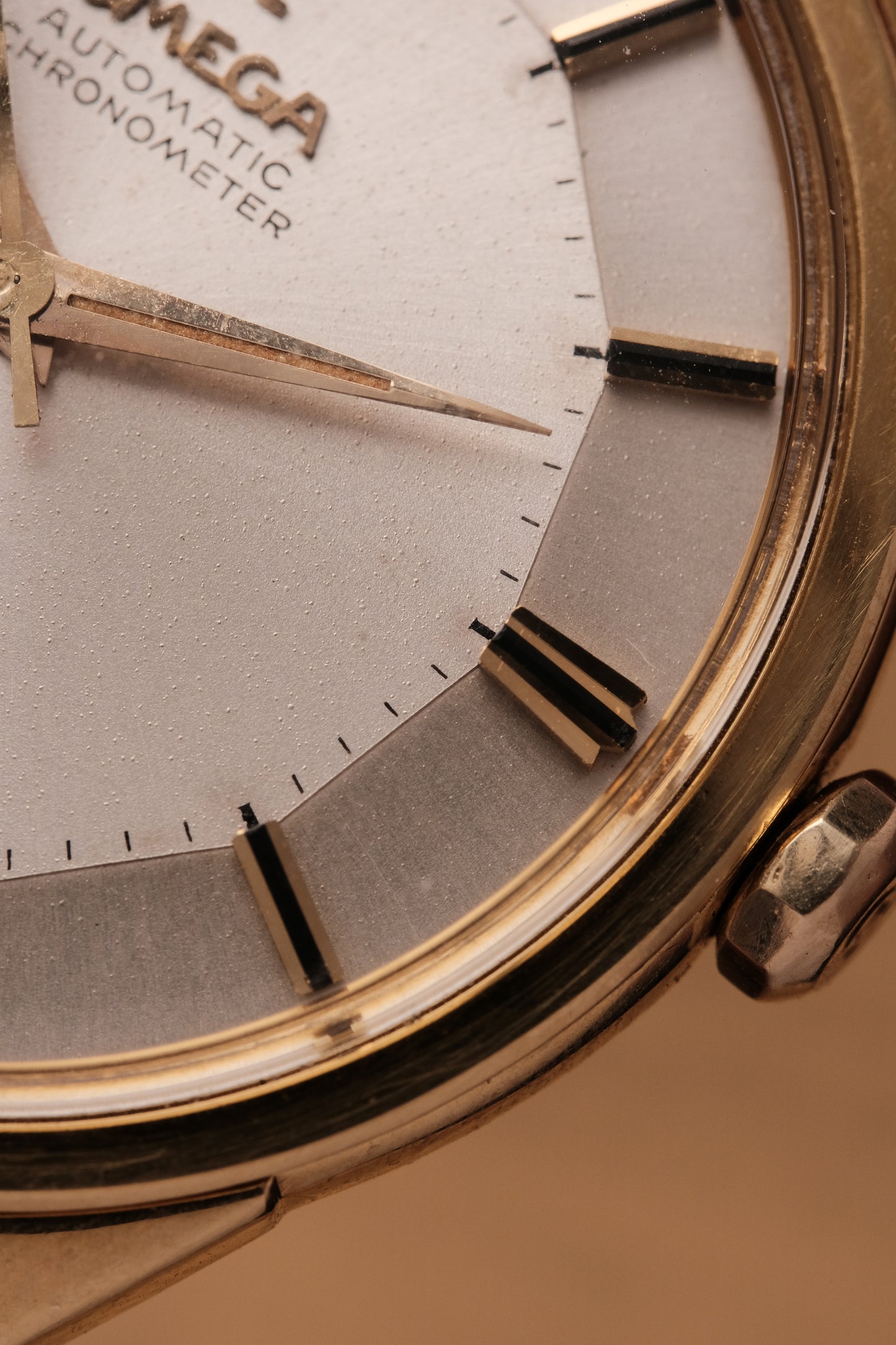 1962 18k Solid Gold 167.005 OMEGA CONSTELLATION PIE PAN DOG LEG White Dial AUTOMATIC CHRONOMETER