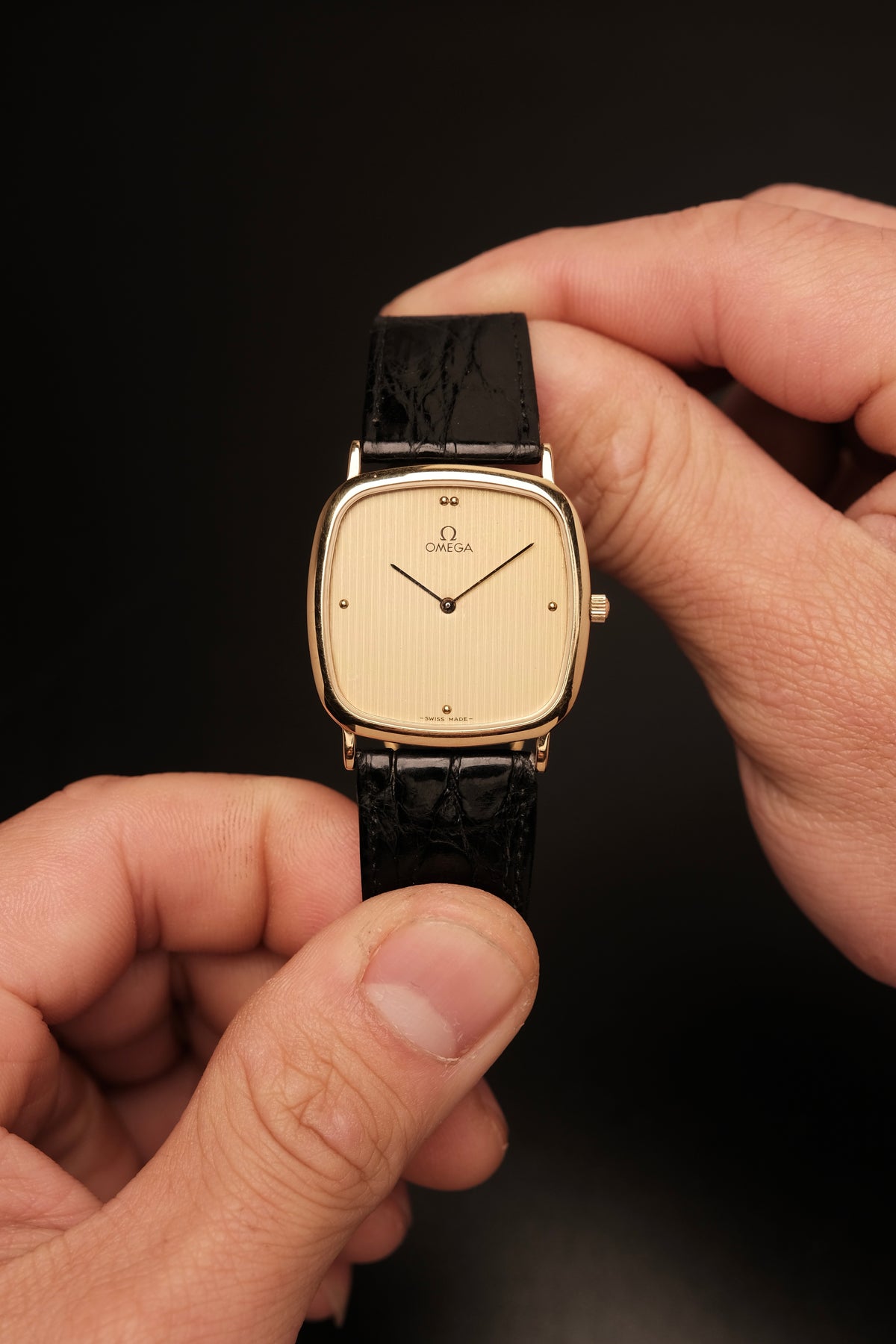 Vintage Omega De Ville Square (30x30mm) Quartz Ref. 195.0077