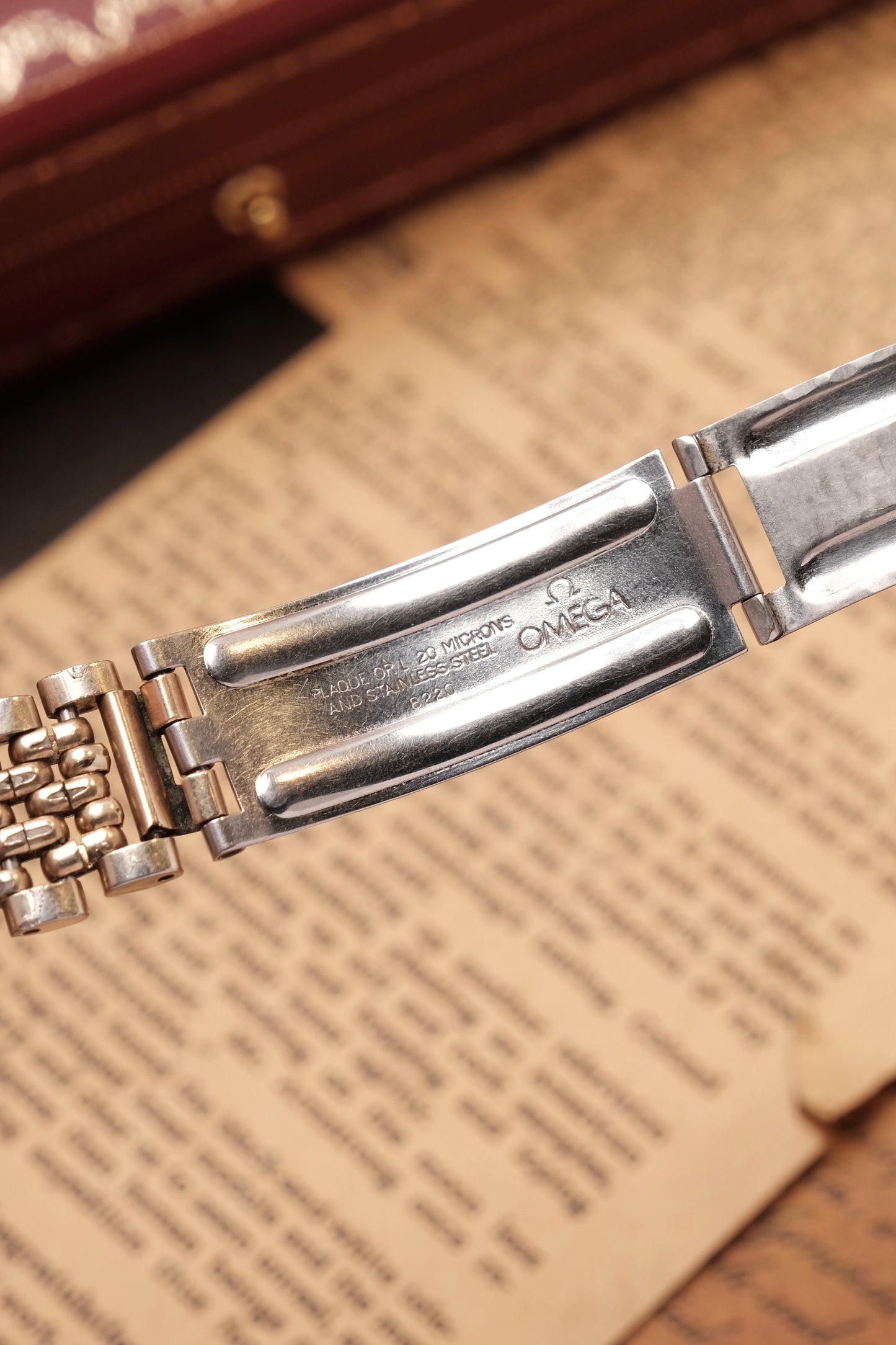 OMEGA CONSTELLATION PIE PAN DOG LEG GOLD AUTOMATIC CHRONOMETER REF. 168.005 (MOD CASE BACK)