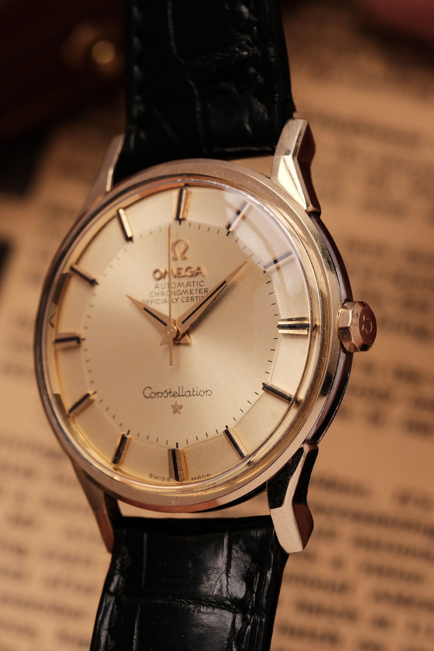 1964 OMEGA CONSTELLATION PIE PAN DOG LEG CHAMPAGNE Dial AUTOMATIC CHRONOMETER REF. 167.005
