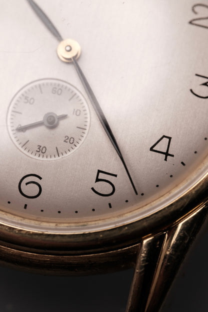 Vintage LONGINES  520 Grand Classic Small Second  Manual
