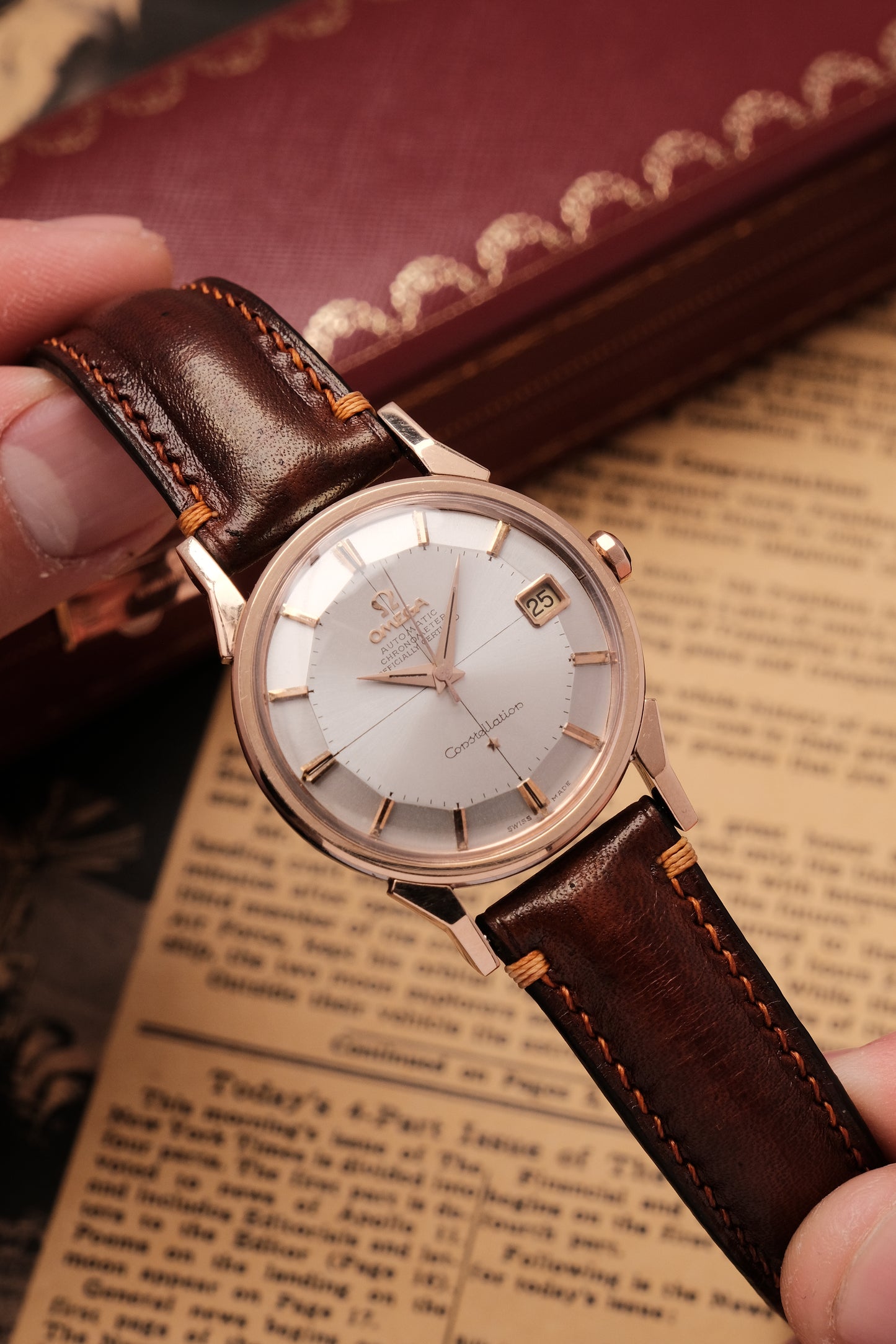 1966 OMEGA CONSTELLATION PIE PAN DOG LEG CROSS HAIR DIAL  ROSE GOLD  AUTOMATIC CHRONOMETER REF. 168.005