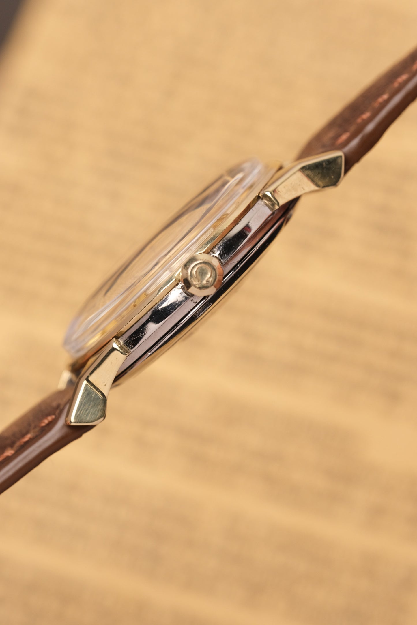 1966 OMEGA CONSTELLATION PIE PAN DOG LEG White Dial AUTOMATIC CHRONOMETER REF. 168.005