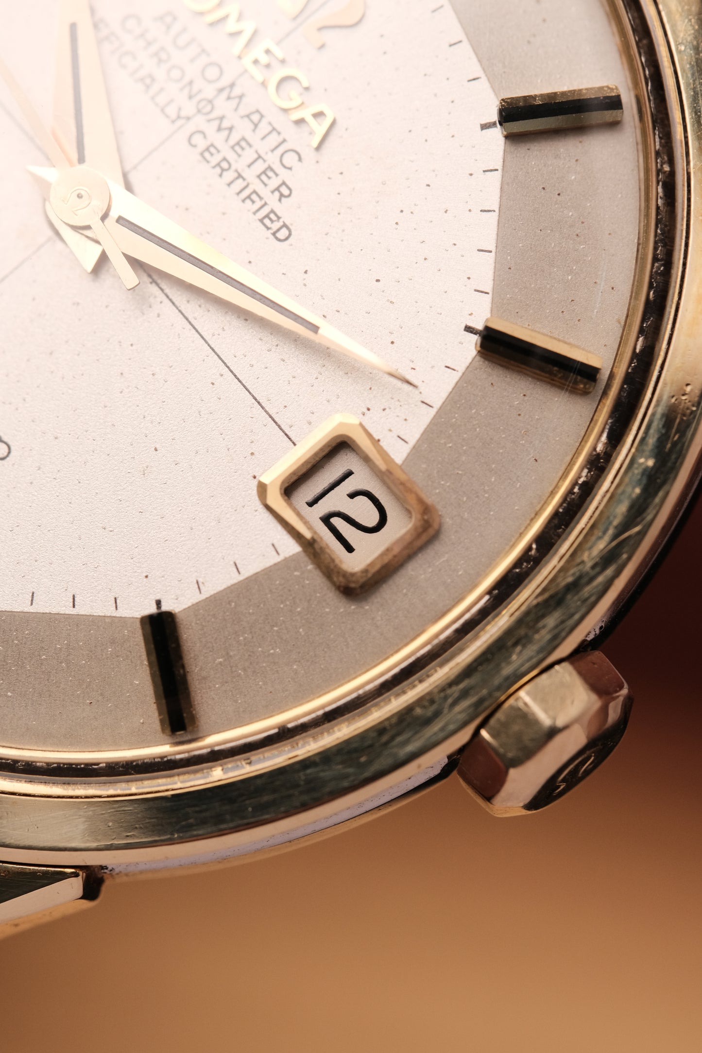 1966 OMEGA CONSTELLATION PIE PAN DOG LEG GOLD  CROSS HAIR DIAL AUTOMATIC CHRONOMETER REF. 14902-61 SC