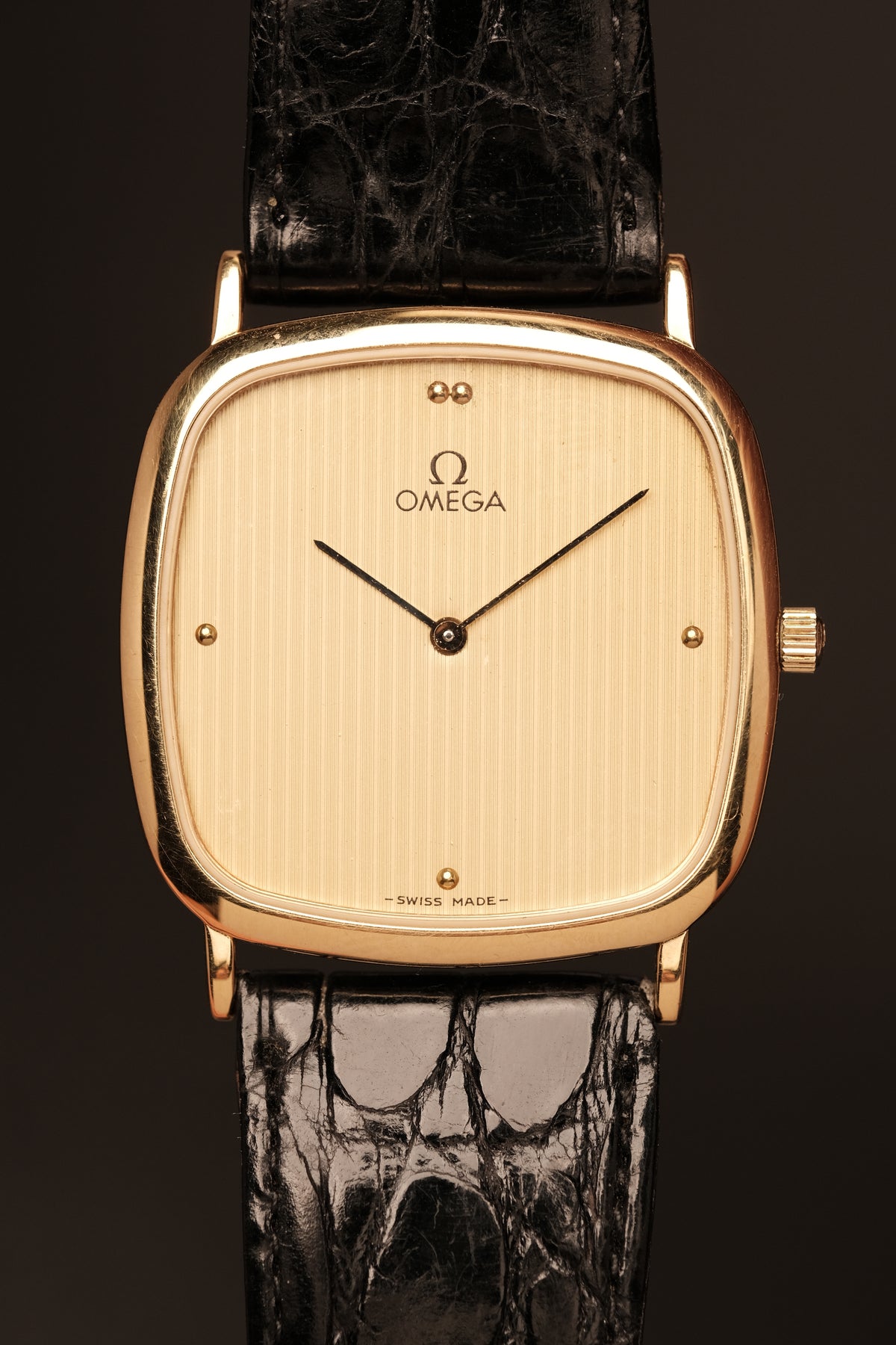 Vintage Omega De Ville Square (30x30mm) Quartz Ref. 195.0077