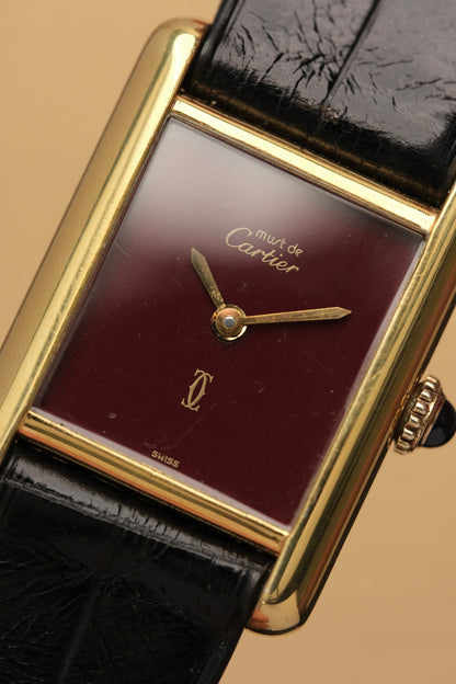 CARTIER MUST DE TANK VERMEIL (SM 20x28mm) BURGUNDY RED DIAL HAND WINDING