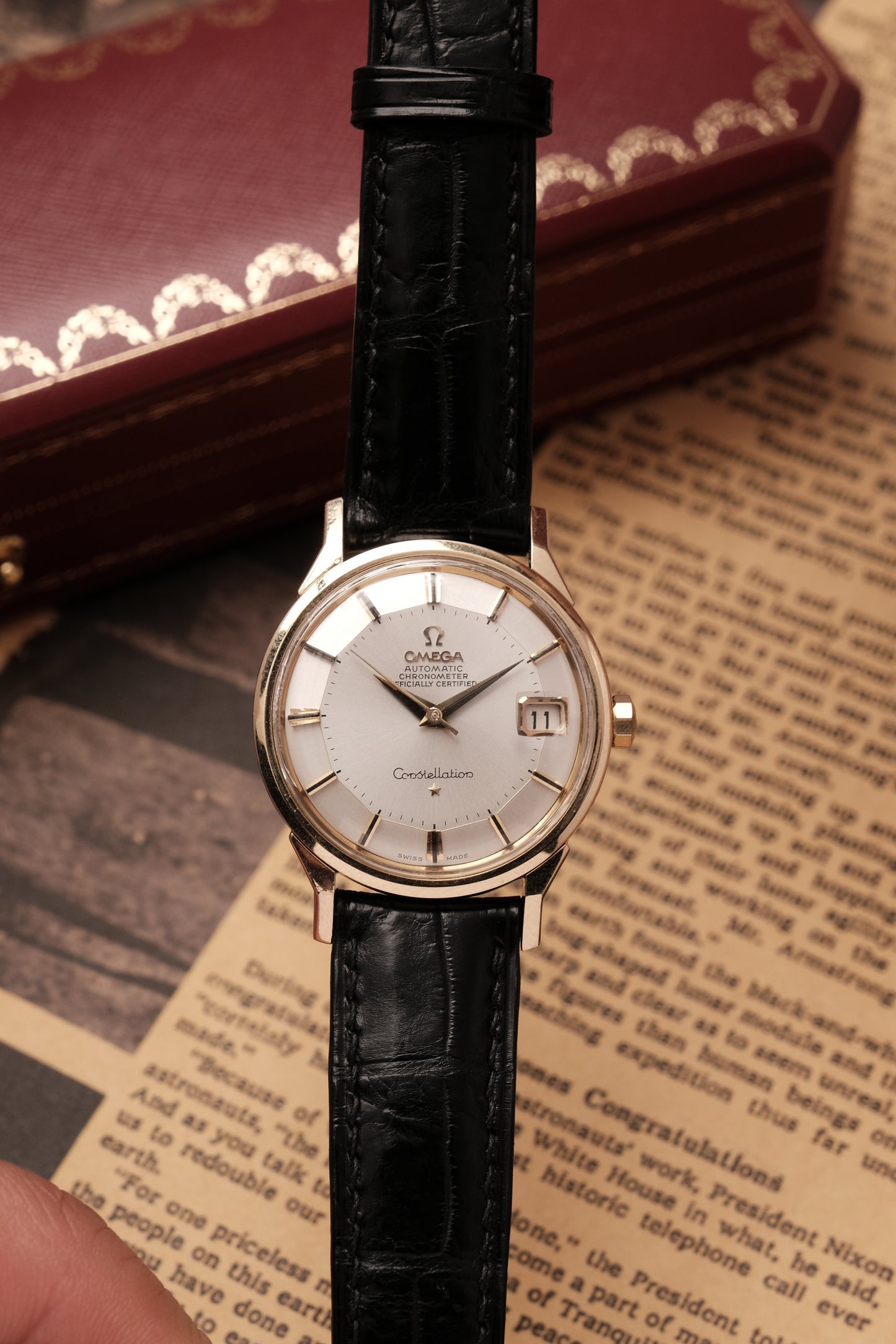 1959 OMEGA CONSTELLATION PIE PAN DOG LEG White Dial AUTOMATIC CHRONOMETER REF. 168.005 ( Black Strap)