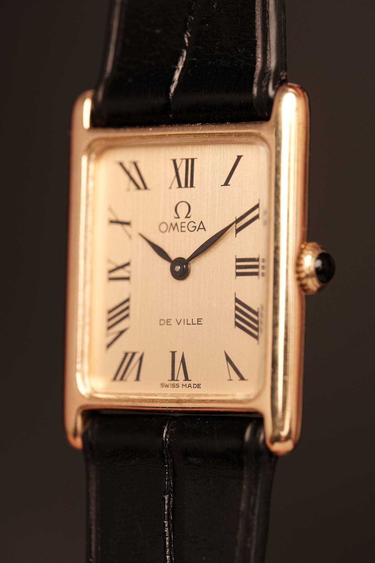 Vintage Tank OMEGA DE VILLE Roman Dial (25x31mm) Hand Windding Ref.5110404 + BOX