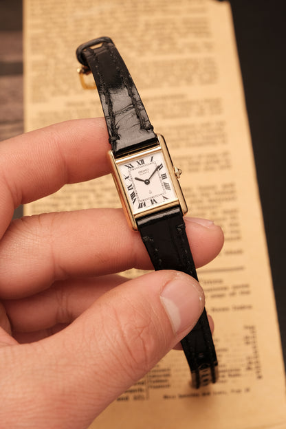 Vintage Japanese Classic Mini Seiko Tank 1400-0400 White Dial Roman numerals (17x25mm)
