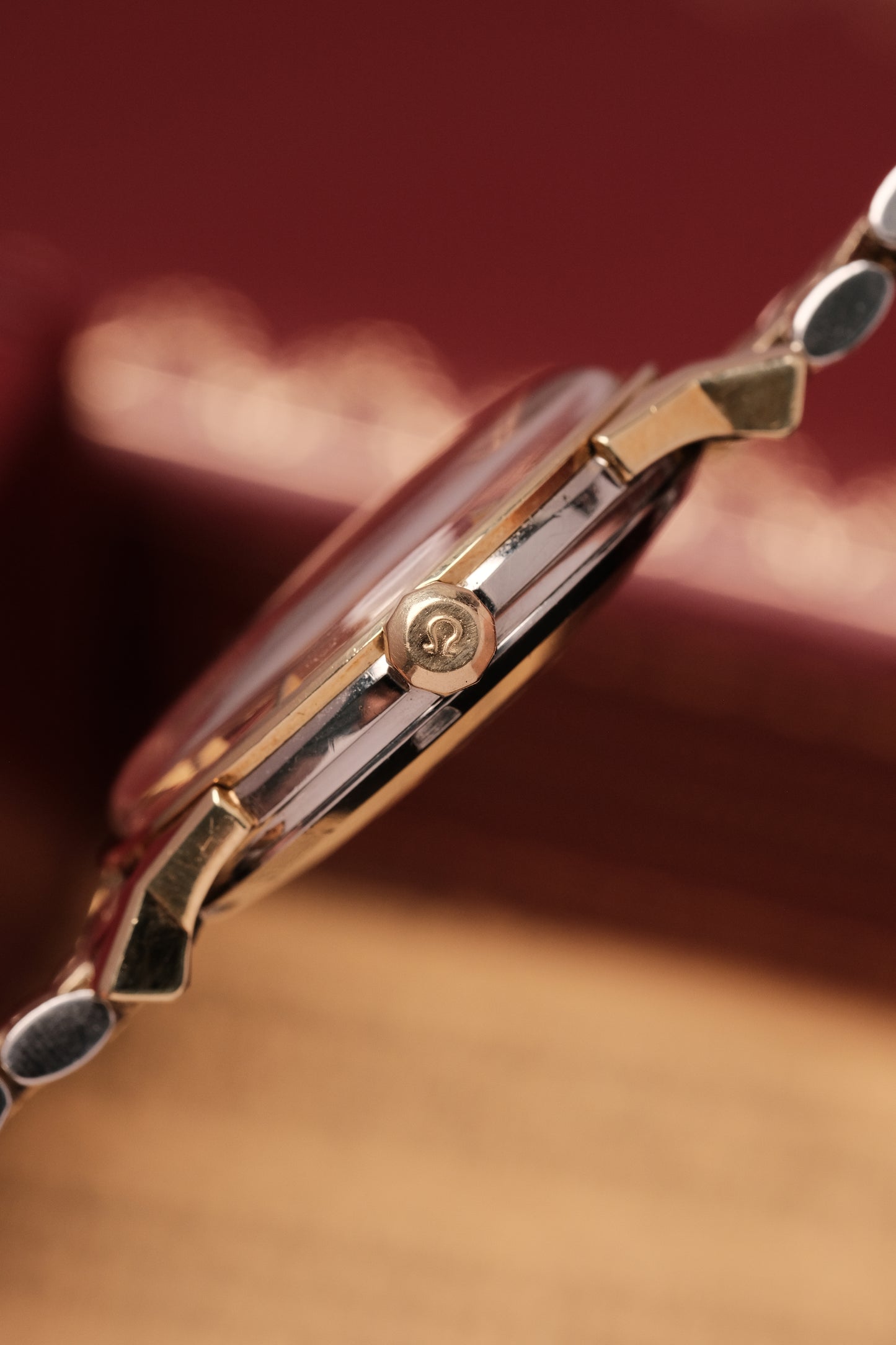 1966 OMEGA CONSTELLATION PIE PAN DOG LEG GOLD  CROSS HAIR DIAL AUTOMATIC CHRONOMETER REF. 14902-61 SC