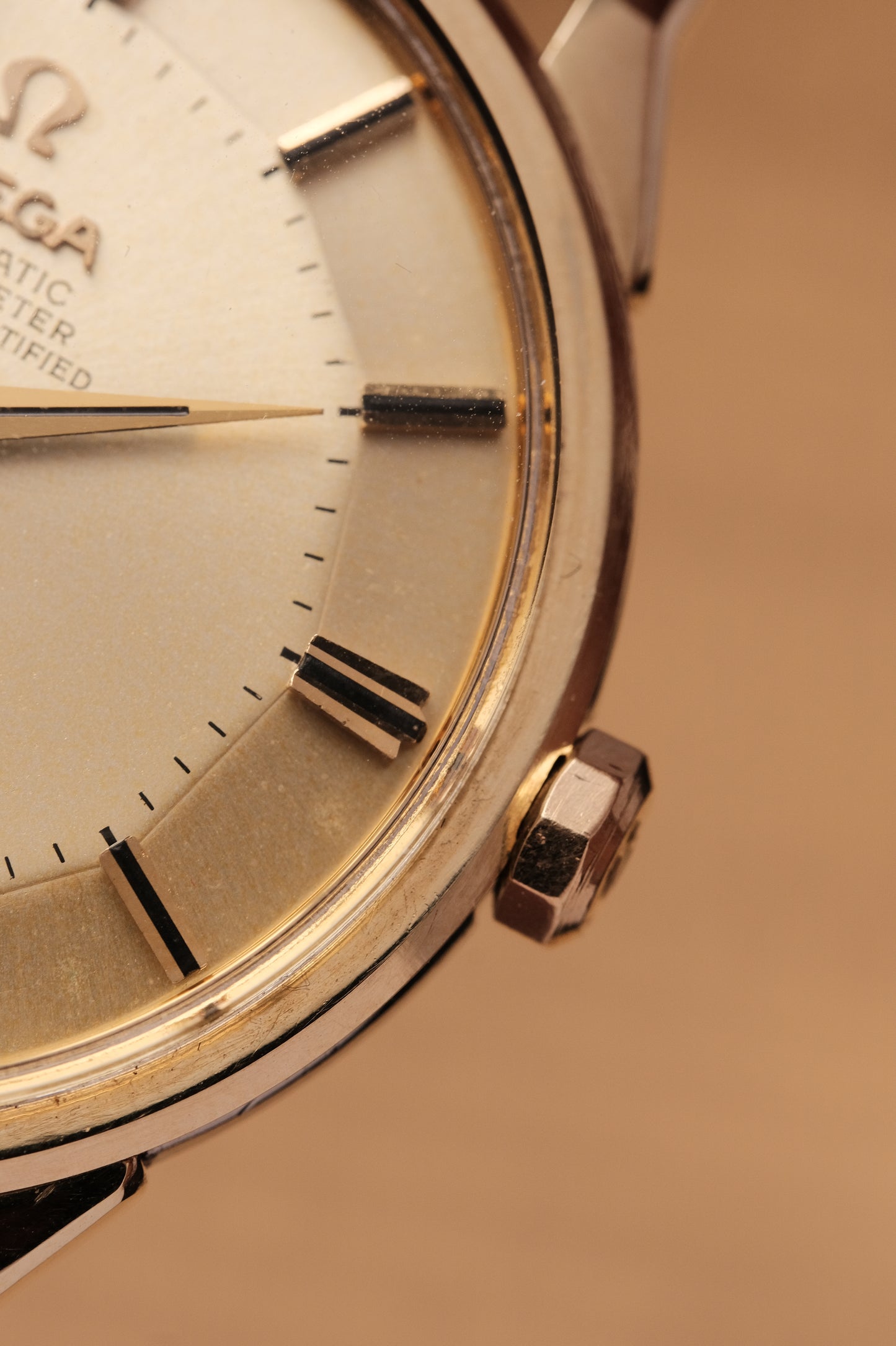 1964 OMEGA CONSTELLATION PIE PAN DOG LEG CHAMPAGNE Dial AUTOMATIC CHRONOMETER REF. 167.005