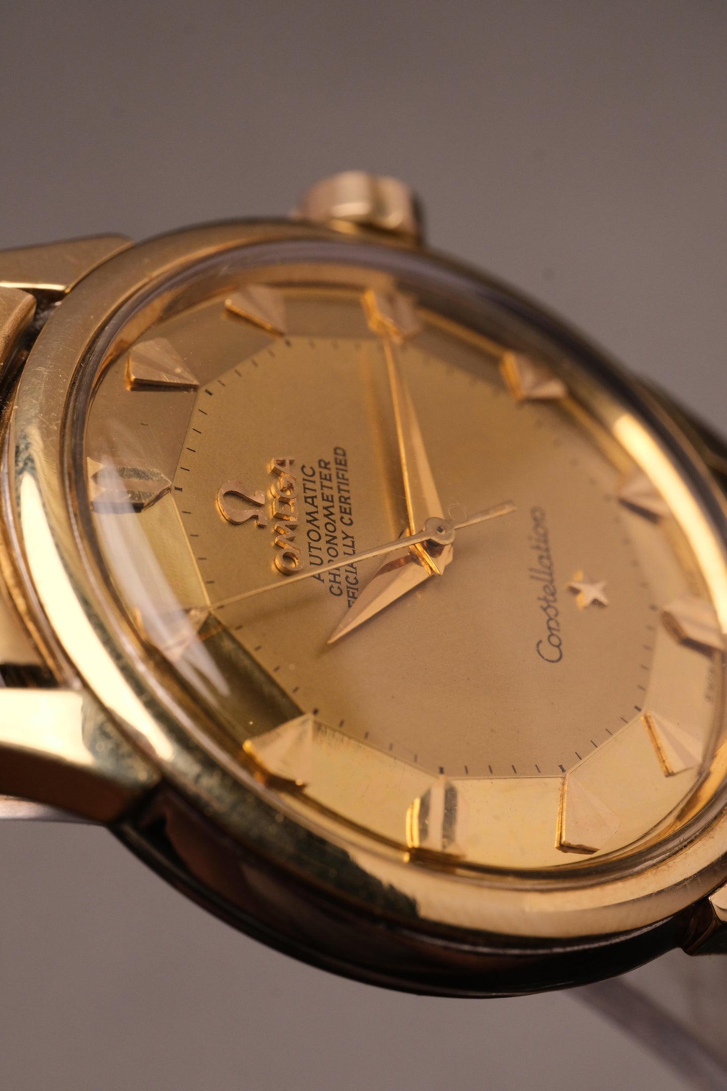 OMEGA Constellation Delux 12-sided pie pan Ref.14381