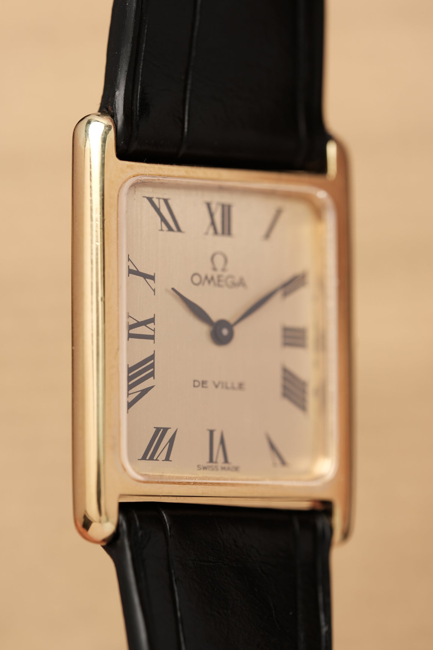 Vintage Tank OMEGA DE VILLE Roman Dial (25x31mm) Hand Windding Ref.11784 + BOX