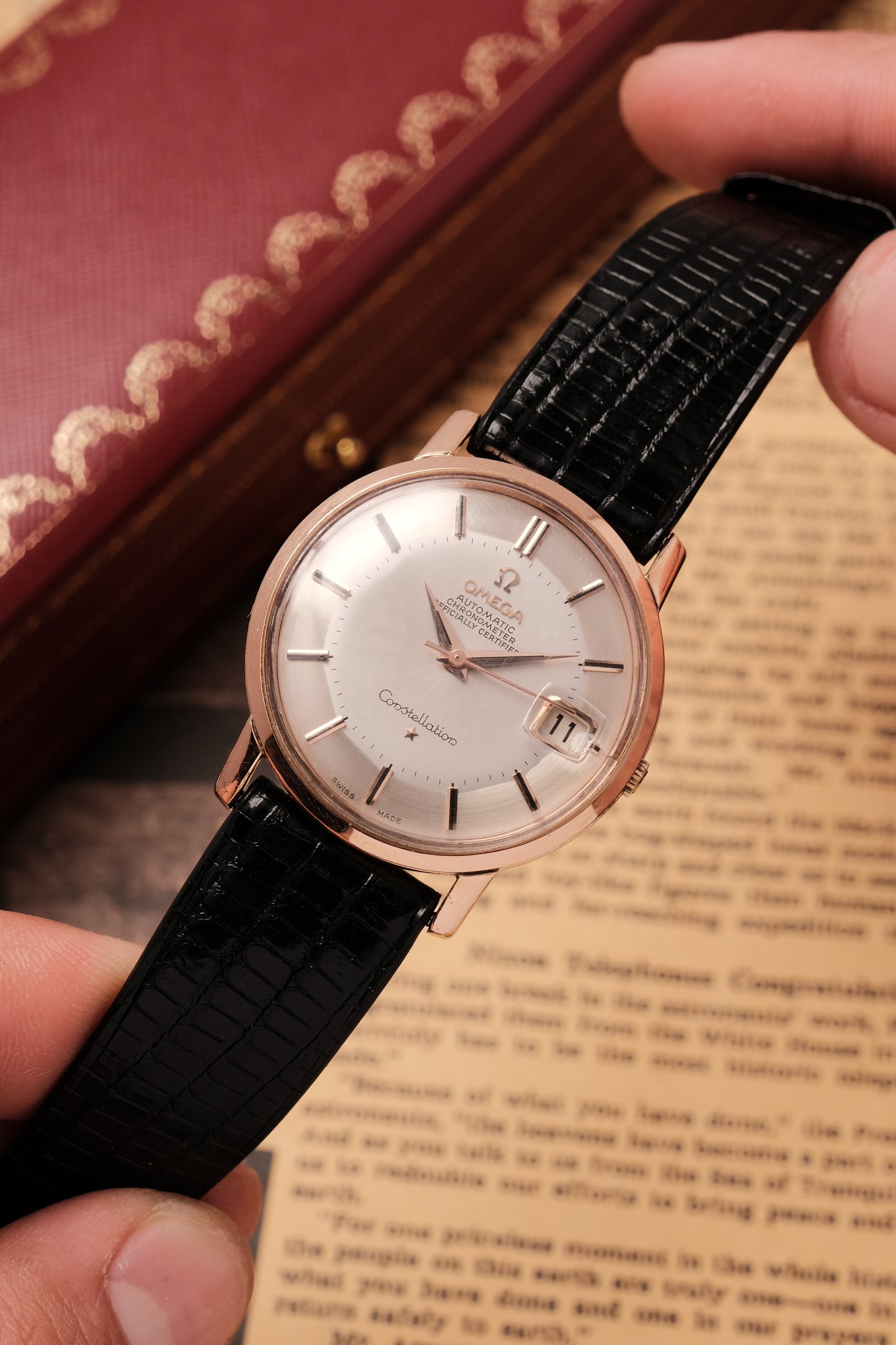 1967 OMEGA CONSTELLATION PIE PAN ROSE GOLD CHRONOMETER REF 168.010
