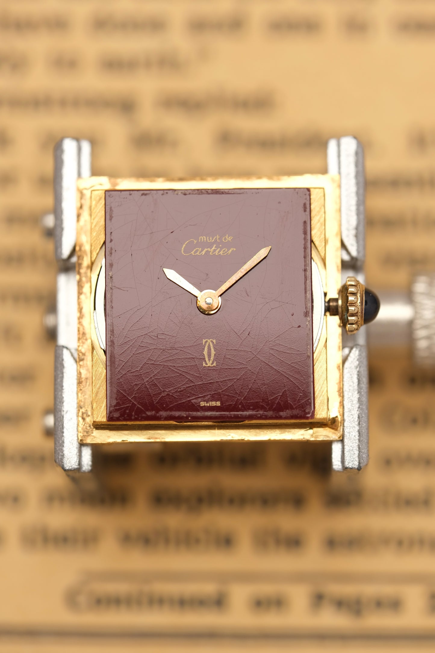 CARTIER MUST DE TANK VERMEIL (SM 20x28mm) BURGUNDY RED DIAL HAND WINDING