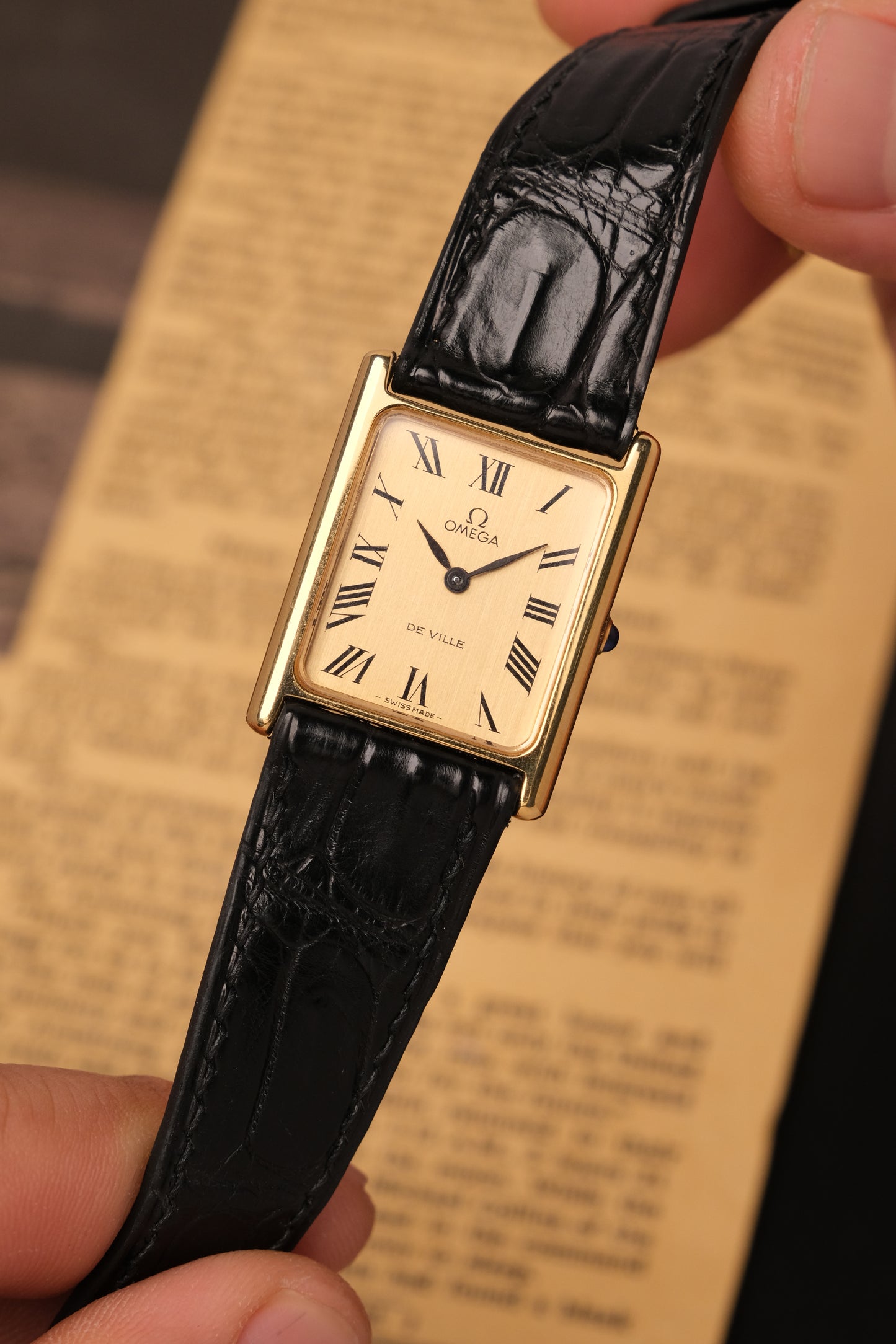 Vintage Tank OMEGA DE VILLE REF. 511.0404  Roman numerals