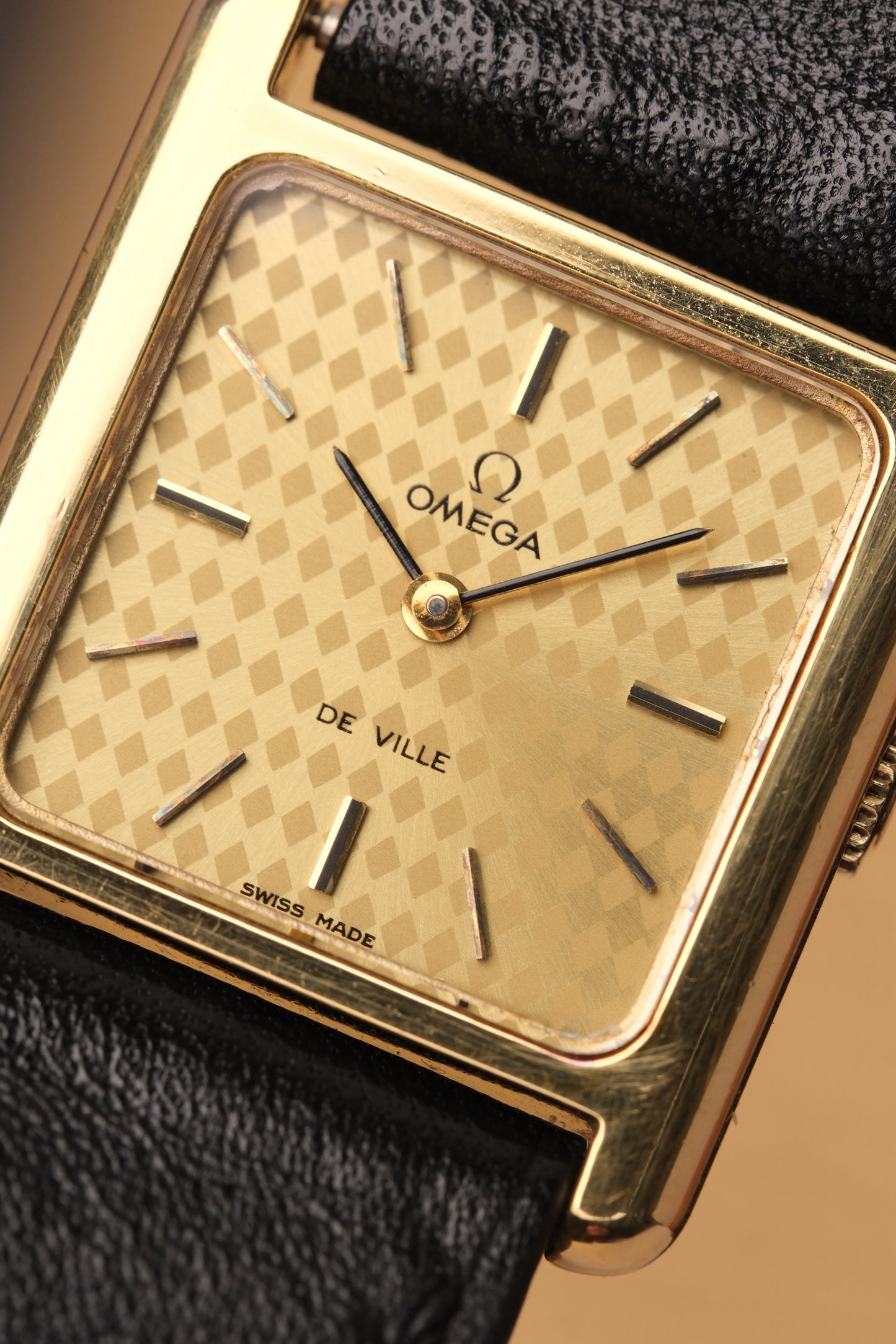 Omega De Ville Tank “Mini Normale” Champagne Mosaic Dial Manual Winding Ref. 511.0406