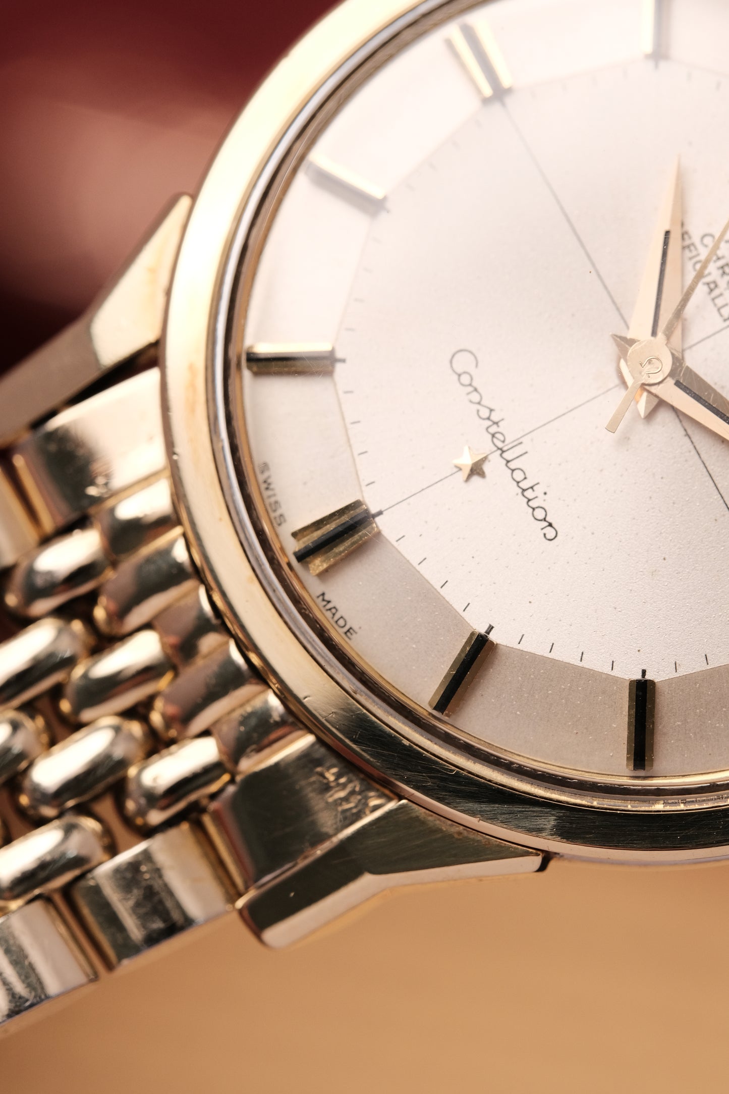 1966 OMEGA CONSTELLATION PIE PAN DOG LEG GOLD  CROSS HAIR DIAL AUTOMATIC CHRONOMETER REF. 14902-61 SC