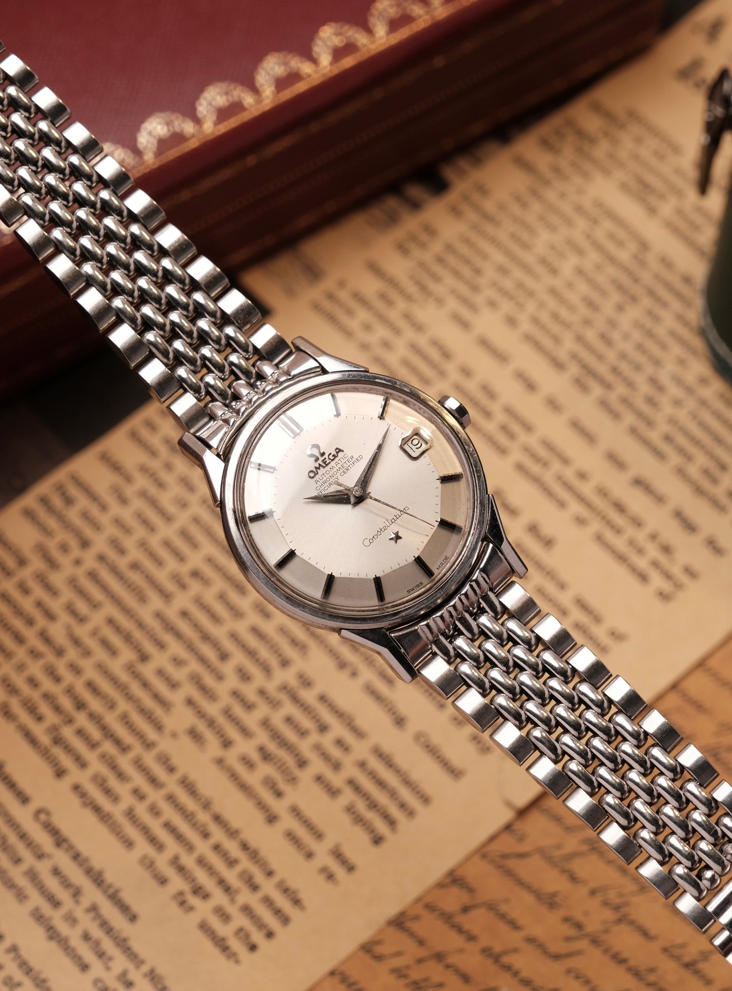 OMEGA CONSTELLATION PIE PAN DOG LEG AUTOMATIC CHRONOMETER REF. 168.005