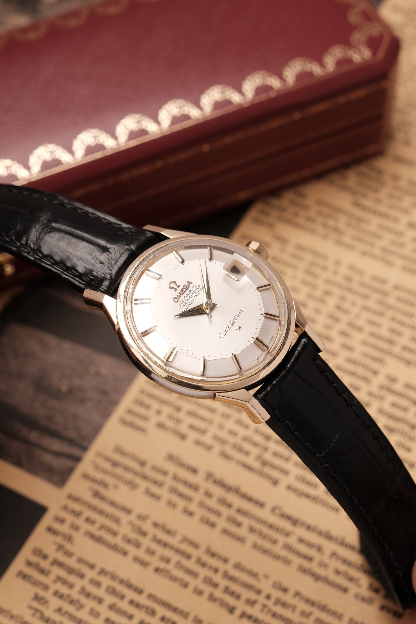 1959 OMEGA CONSTELLATION PIE PAN DOG LEG White Dial AUTOMATIC CHRONOMETER REF. 168.005 ( Black Strap)