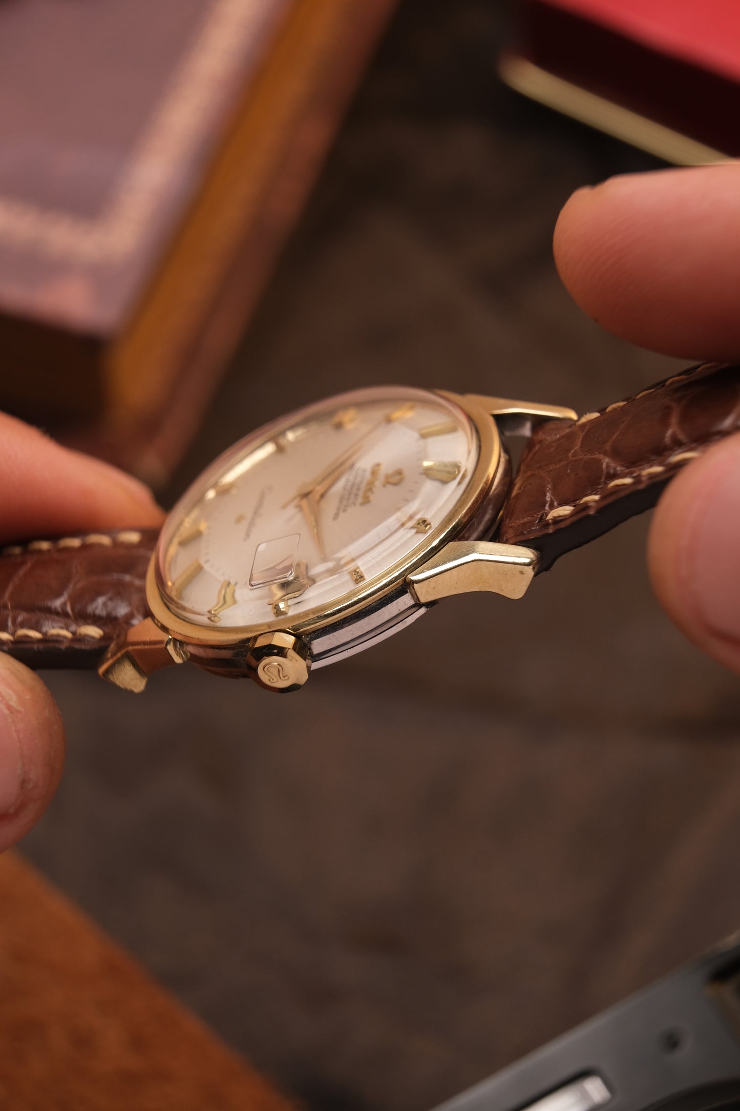 OMEGA CONSTELLATION White Dial AUTOMATIC CHRONOMETER REF. 168.005