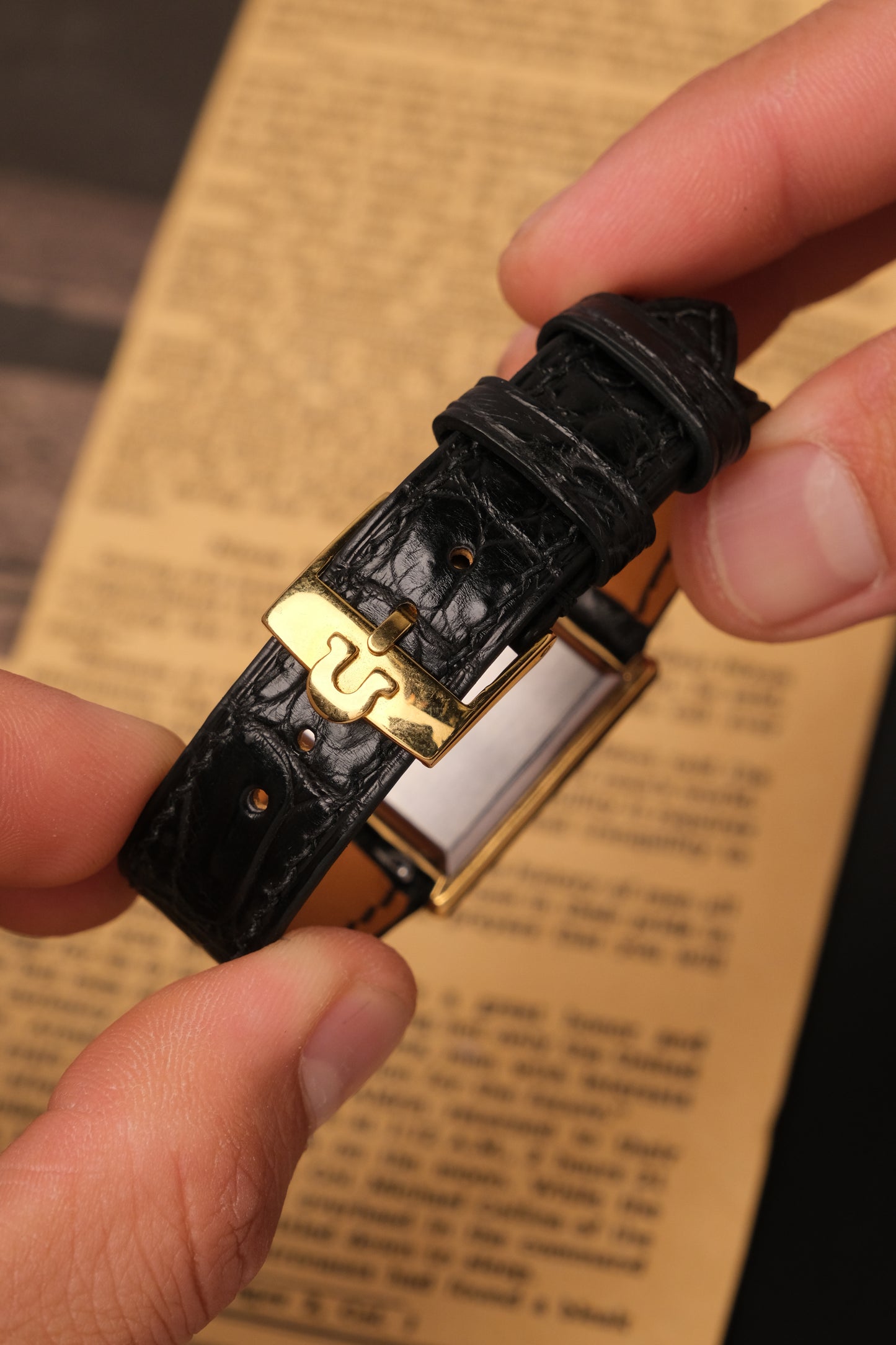 Vintage Tank OMEGA DE VILLE REF. 511.0404  Roman numerals