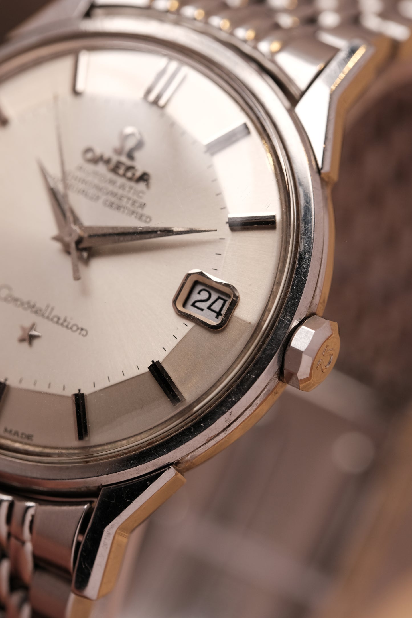 OMEGA CONSTELLATION PIE PAN DOG LEG AUTOMATIC CHRONOMETER REF. 168.005