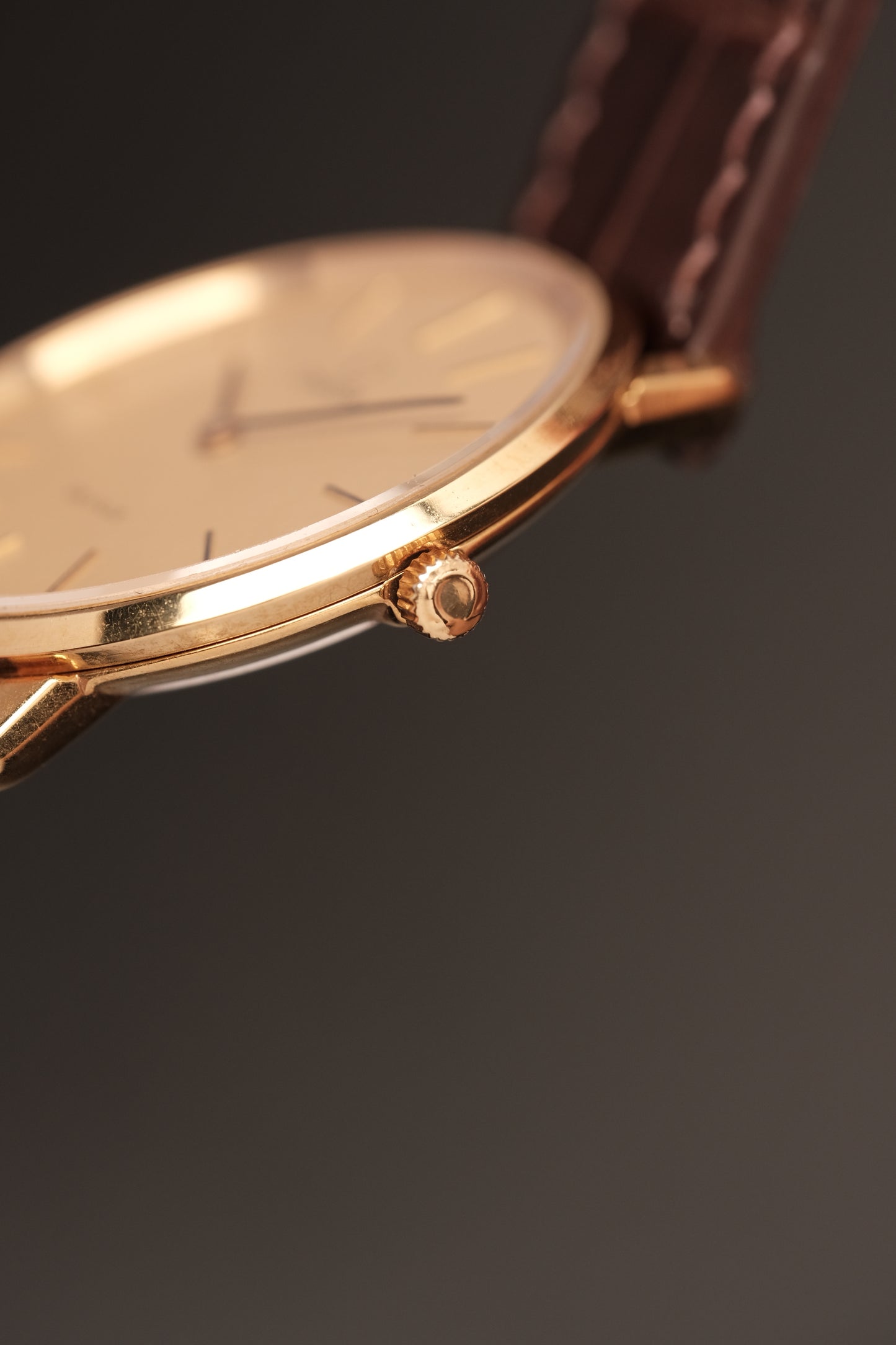 1970's OMEGA De Ville 111.0107 Cal.625 Gold Manual Winding Vintage