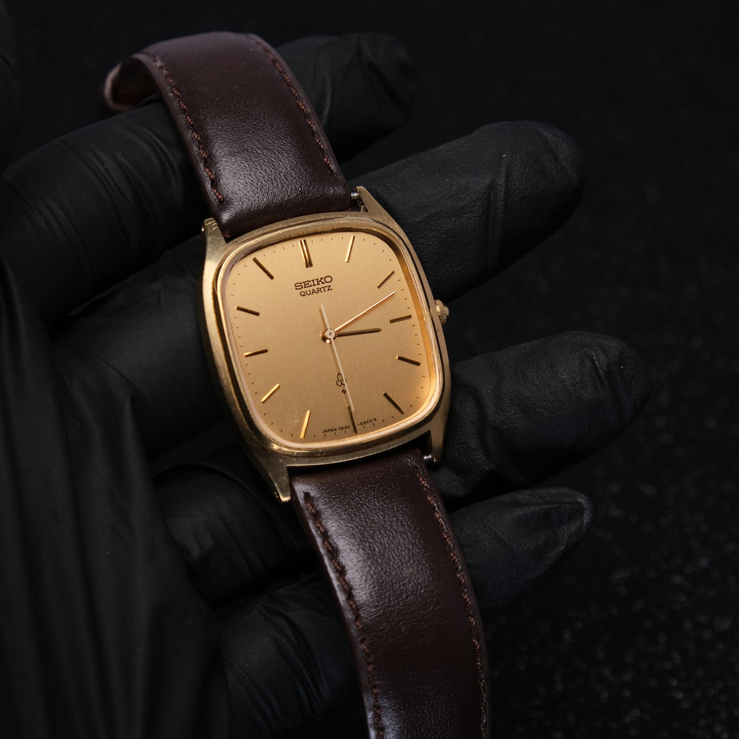 Seiko Quartz Men's Watch 30mm Gold Vintage Nice Condition Wrist Watch