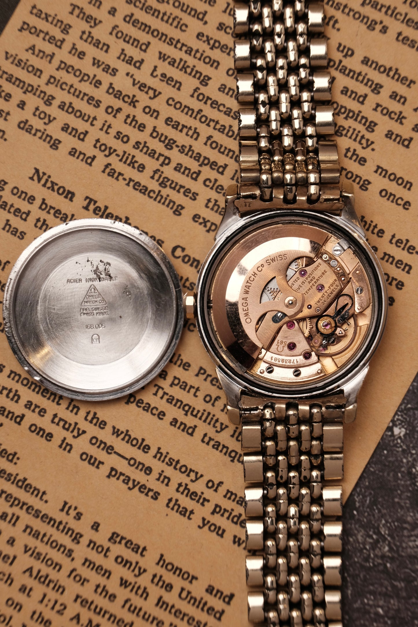 OMEGA CONSTELLATION PIE PAN DOG LEG GOLD AUTOMATIC CHRONOMETER REF. 168.005