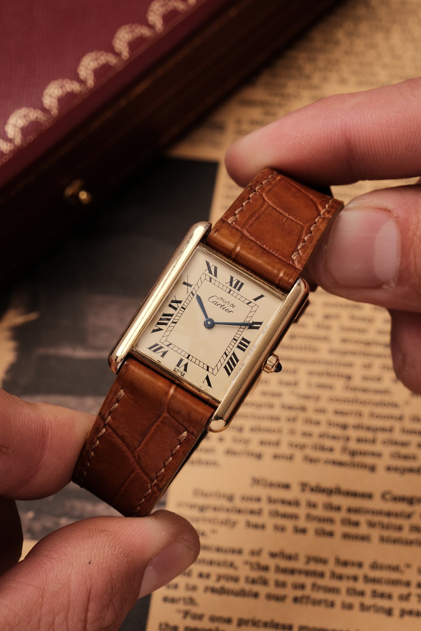 CARTIER MUST DE CARTIER TANK VERMEIL ROMAN DIAL REF. 64221