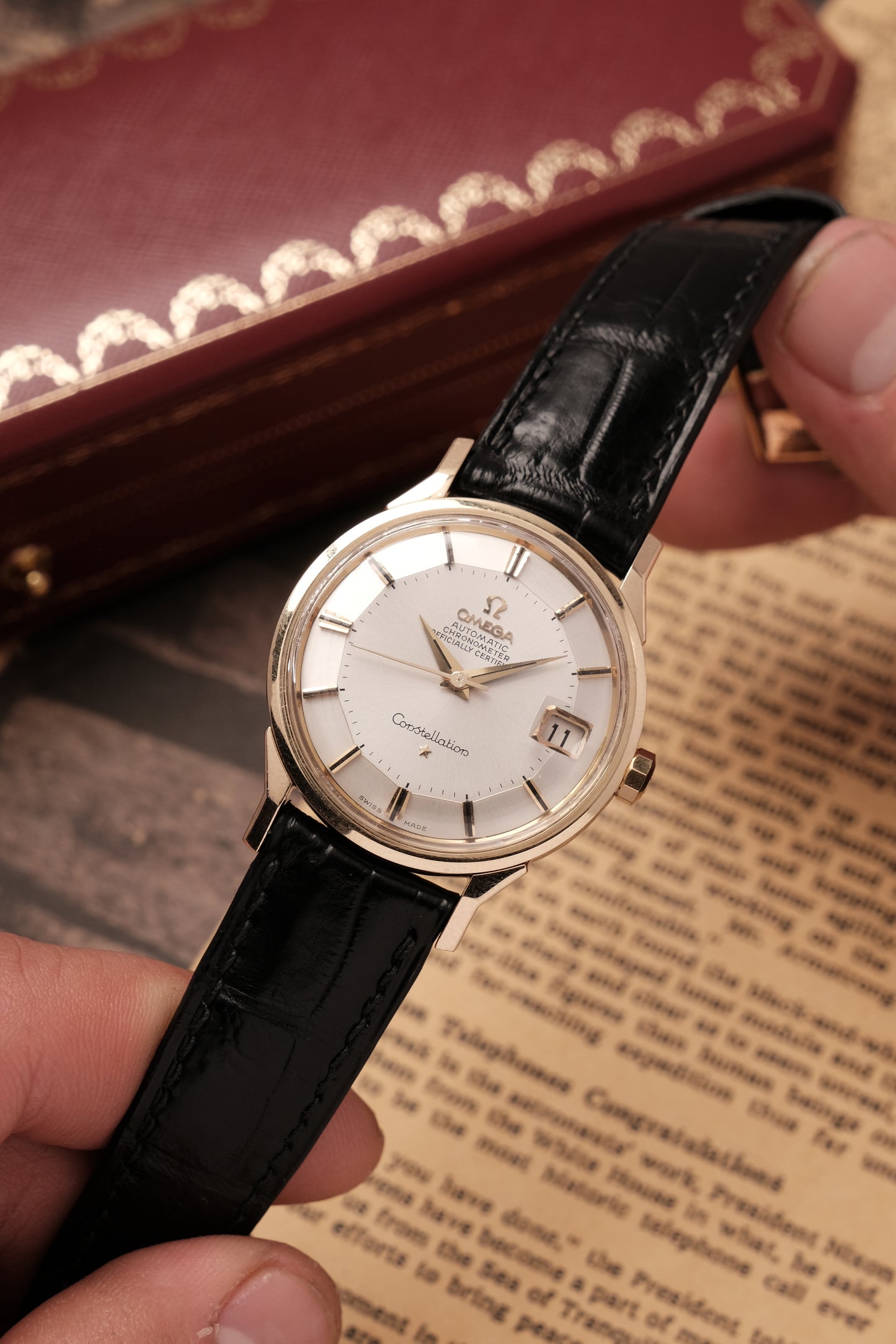 1959 OMEGA CONSTELLATION PIE PAN DOG LEG White Dial AUTOMATIC CHRONOMETER REF. 168.005 ( Black Strap)