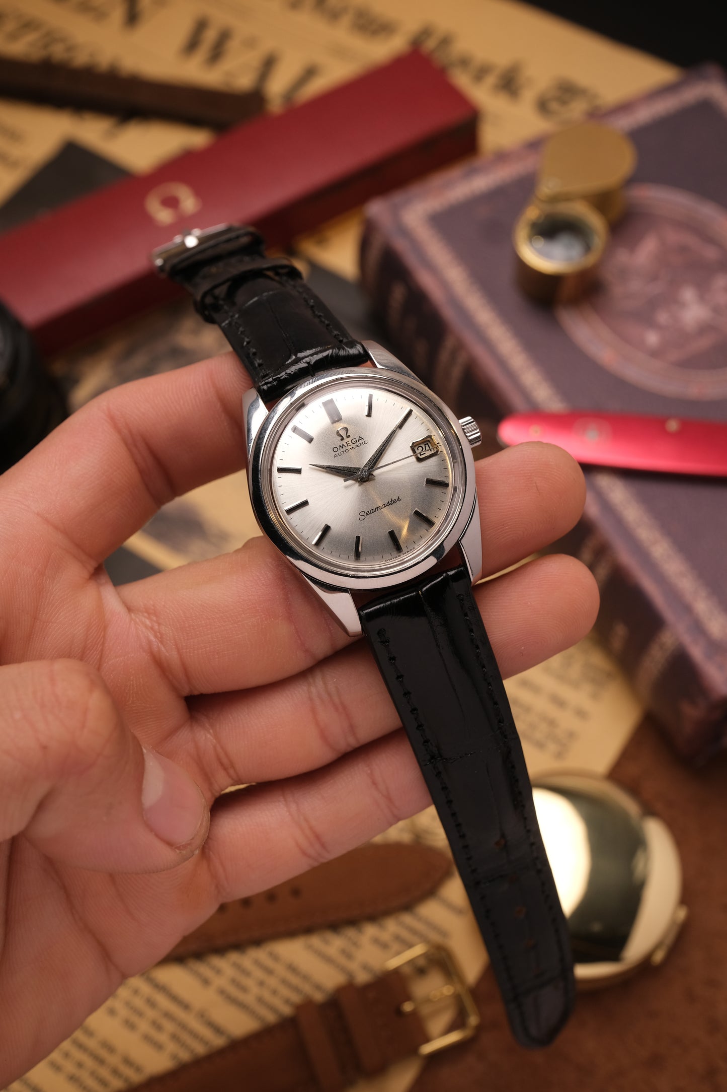 Vintage Omega Seamaster Automatic 166.010 (Black leather strap)